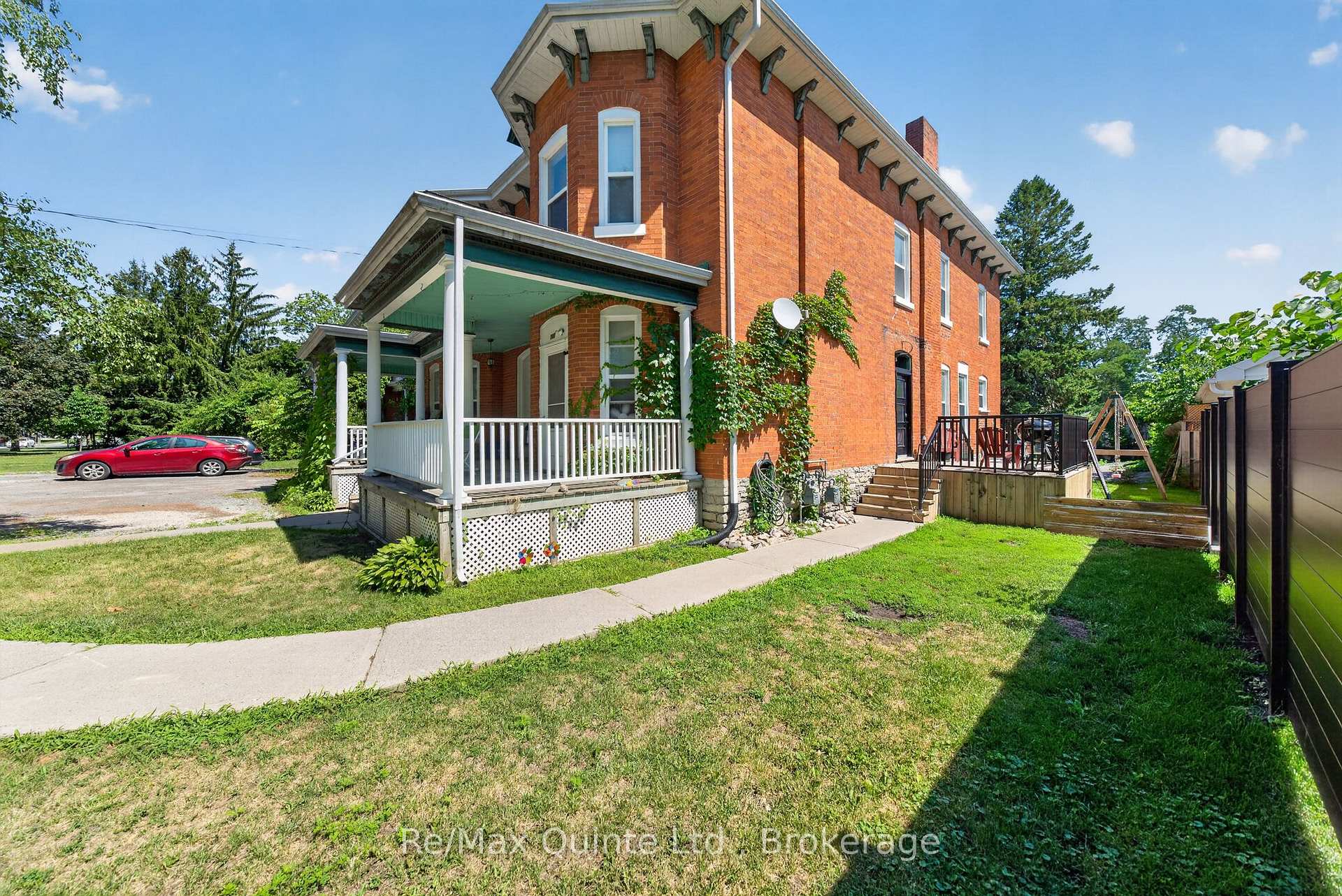 Photo 6 of 205 Charles Street, Belleville, Belleville Ward — HOMEH