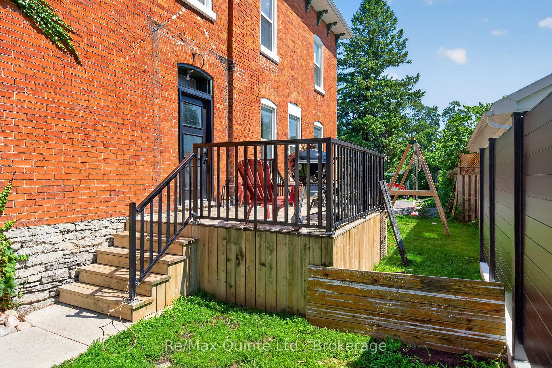 Photo 7 of 205 Charles Street, Belleville, Belleville Ward — HOMEH