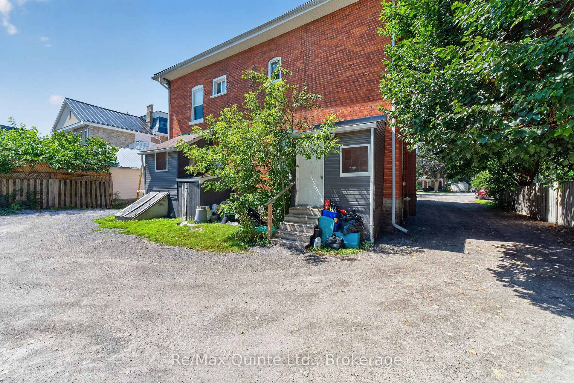 Photo 10 of 205 Charles Street, Belleville, Belleville Ward — HOMEH