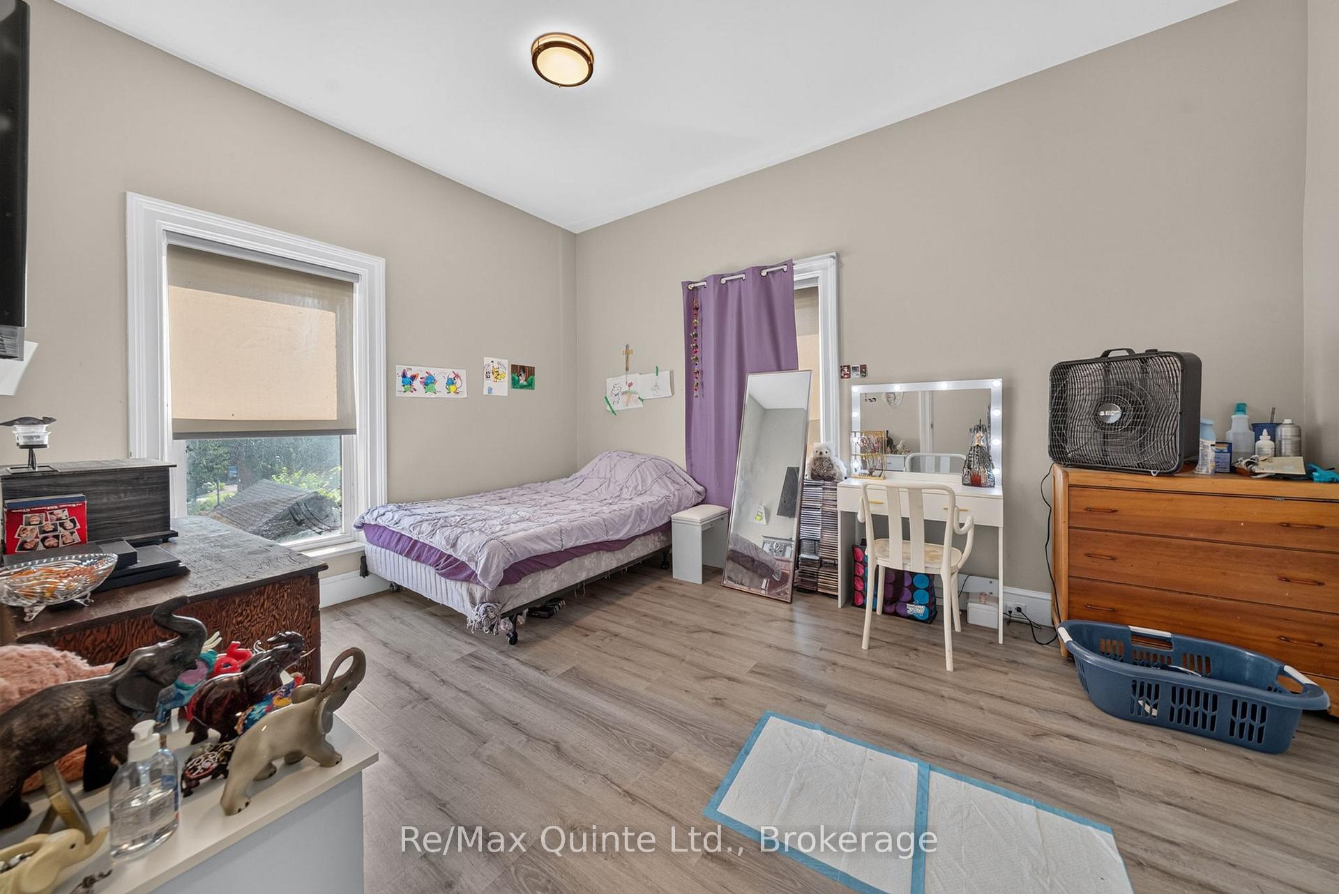 Photo 16 of 205 Charles Street, Belleville, Belleville Ward — HOMEH