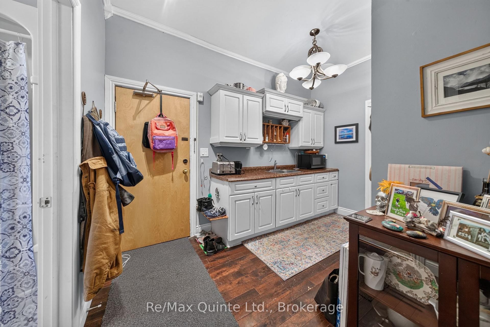 Photo 43 of 205 Charles Street, Belleville, Belleville Ward — HOMEH