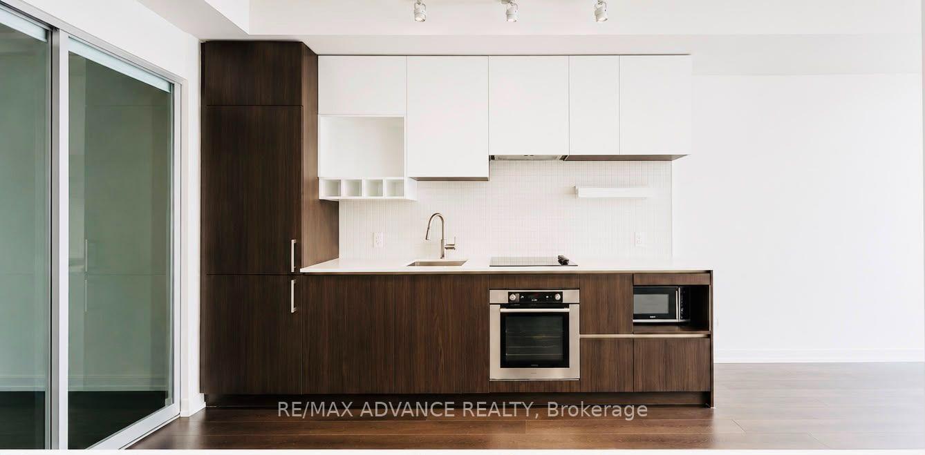 Photo 3 of Unit 2008, 5 Buttermill Avenue, Vaughan, Vaughan Corporate Centre — HOMEH