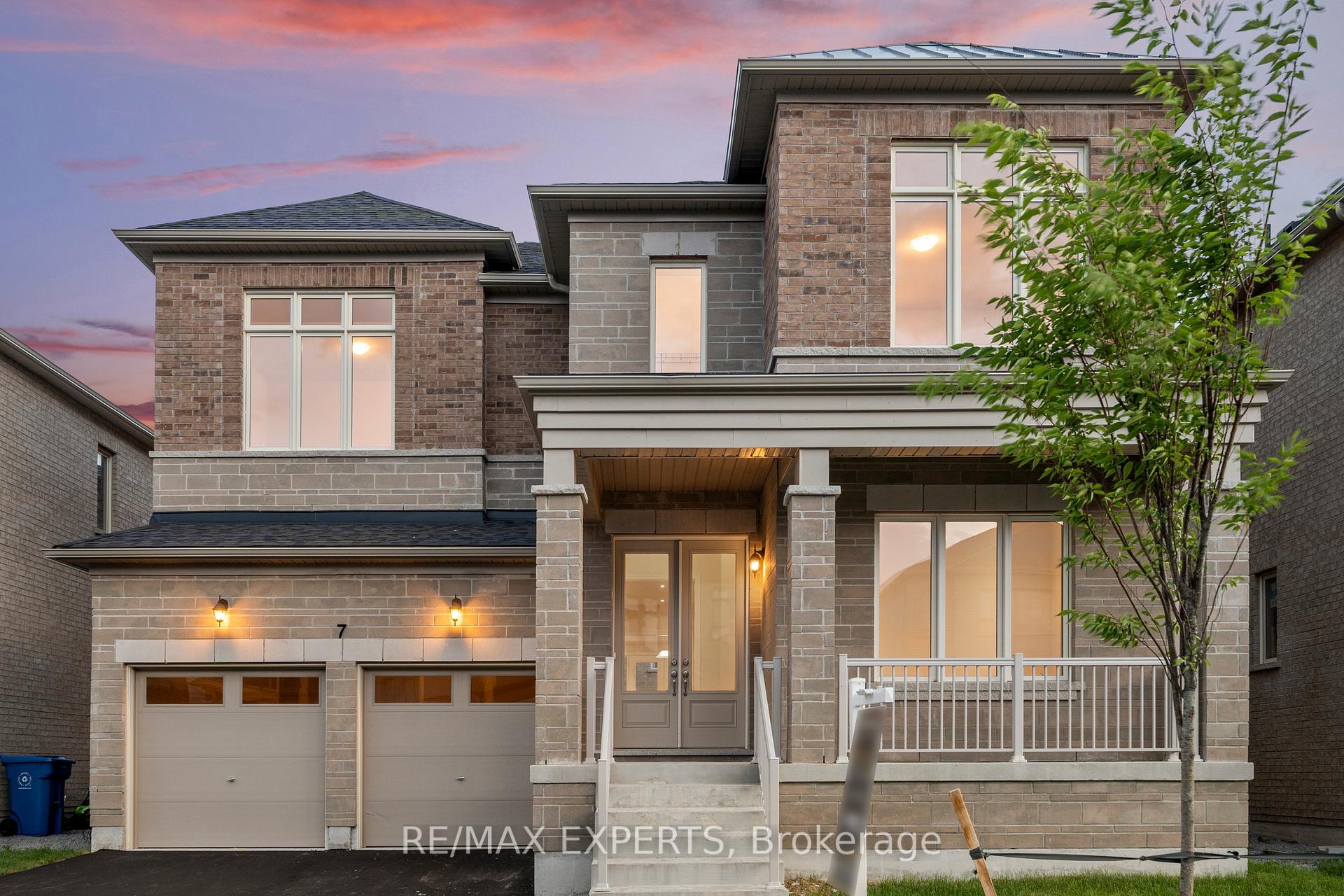 Photo 1 of 7 Lorraine Hand Crescent, Georgina, Keswick South — HOMEH