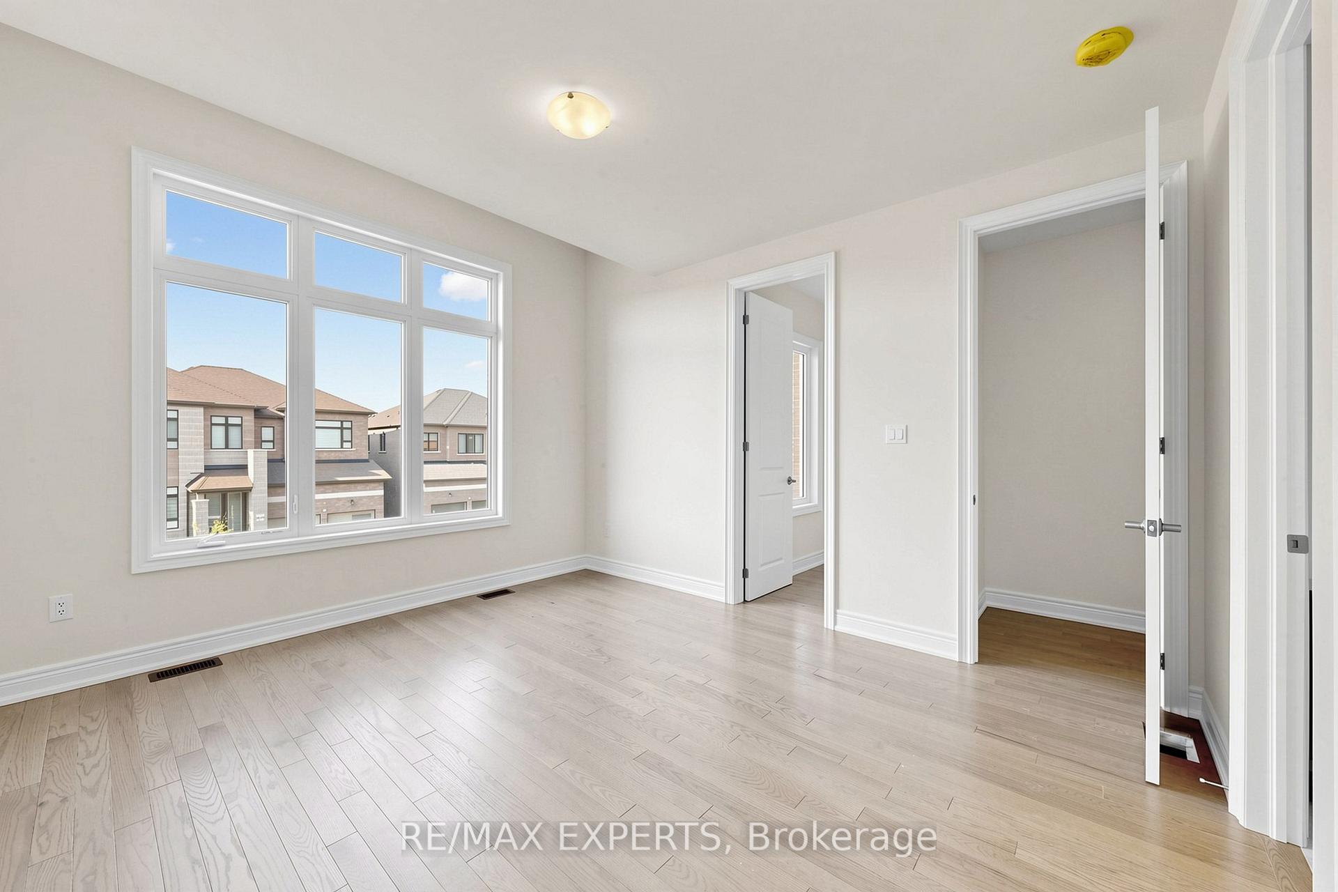 Photo 36 of 7 Lorraine Hand Crescent, Georgina, Keswick South — HOMEH