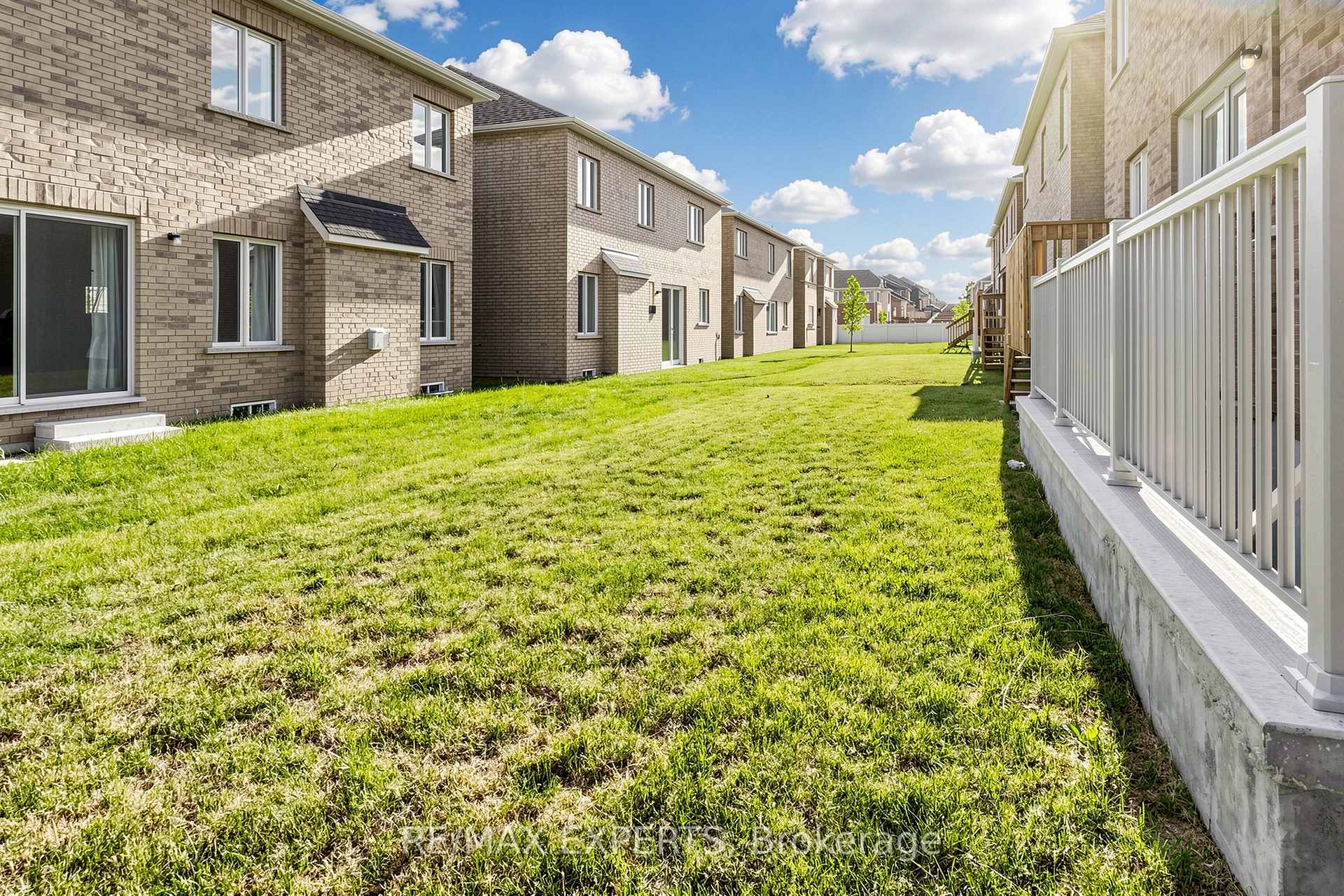 Photo 45 of 7 Lorraine Hand Crescent, Georgina, Keswick South — HOMEH