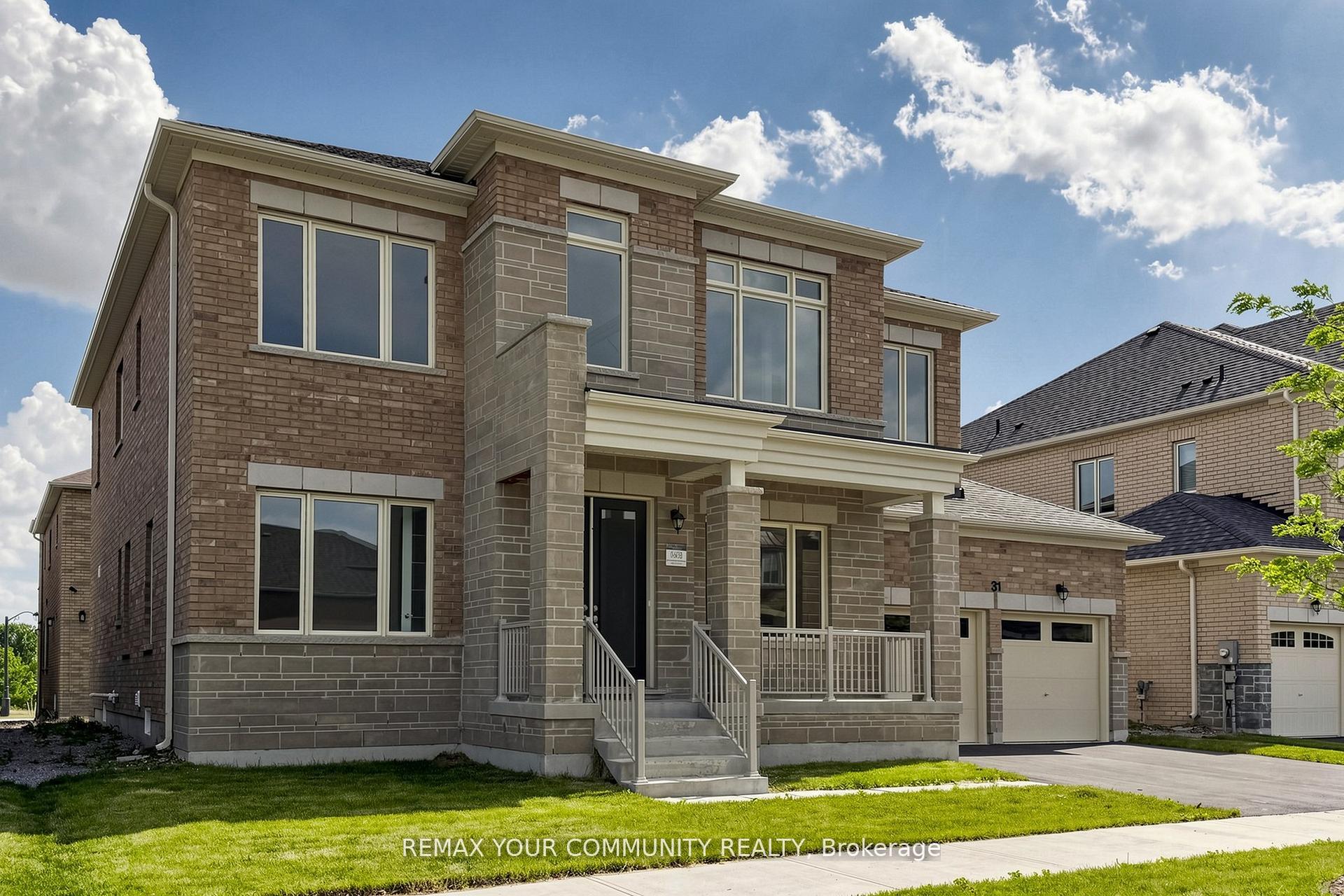 Photo 2 of 31 Lorrain Hand Crescent, Georgina, Keswick South — HOMEH