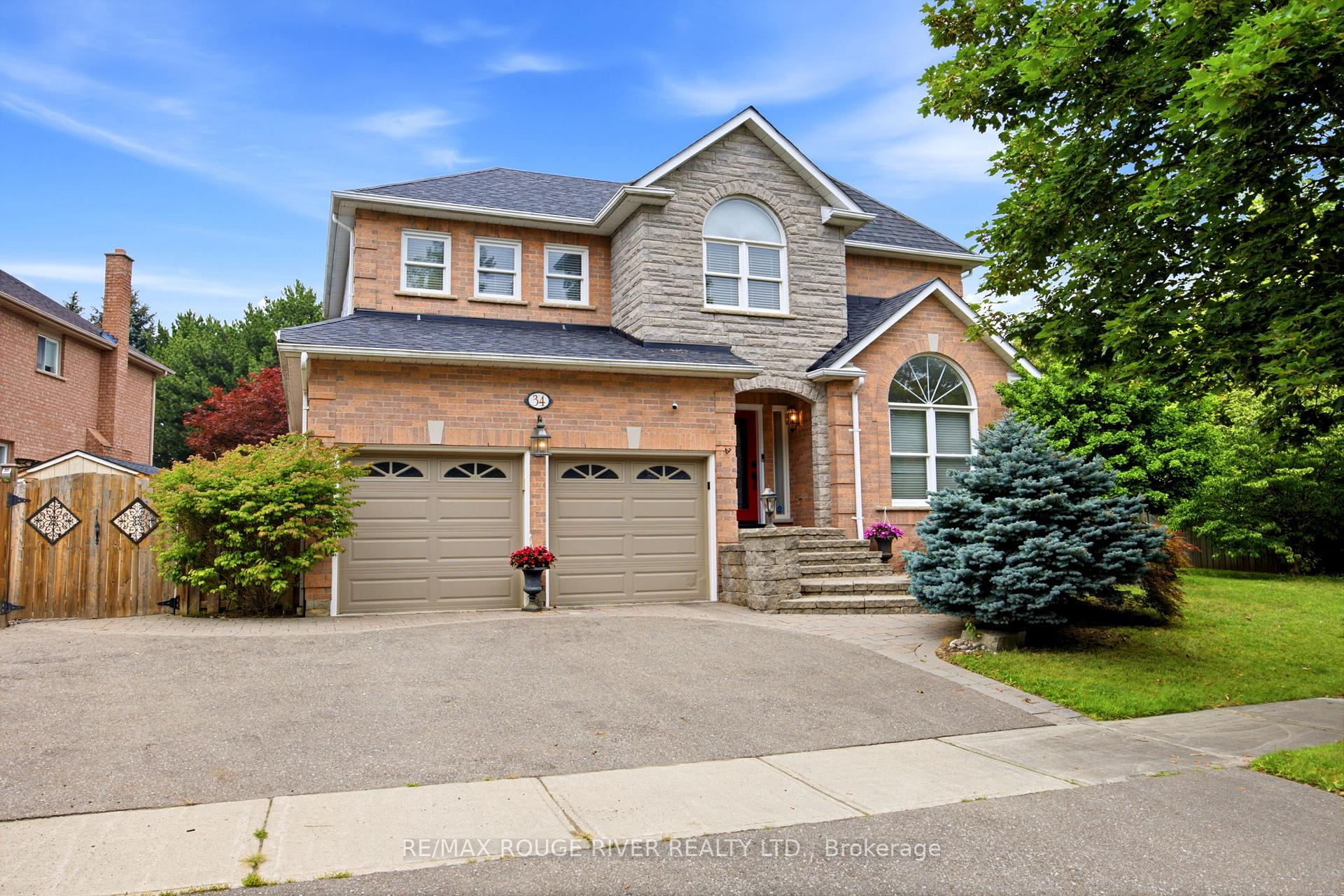 Photo 2 of 34 Kennett Drive, Whitby, Lynde Creek — HOMEH