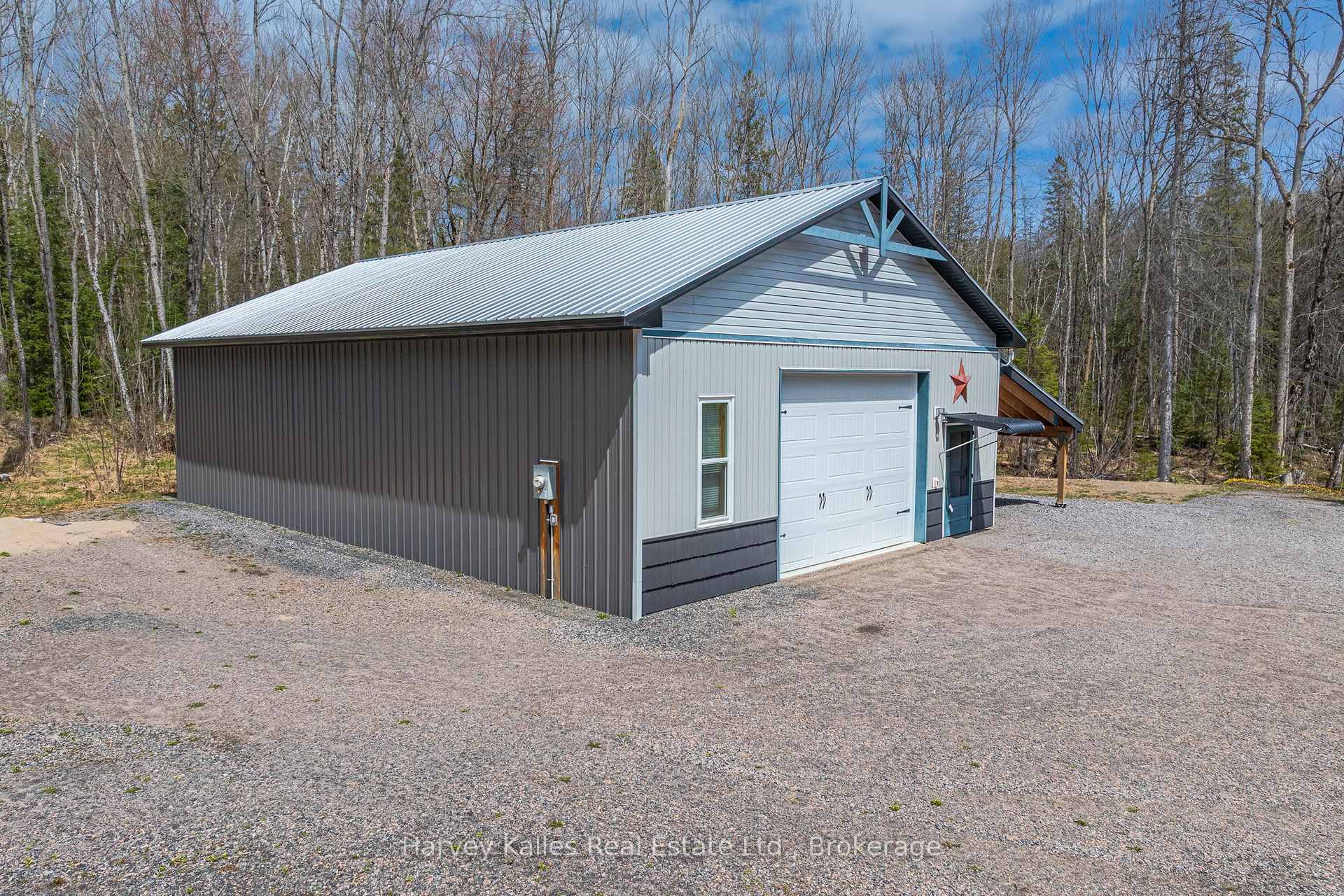 Photo 2 of 40 Sunset Cove Road, Seguin — HOMEH