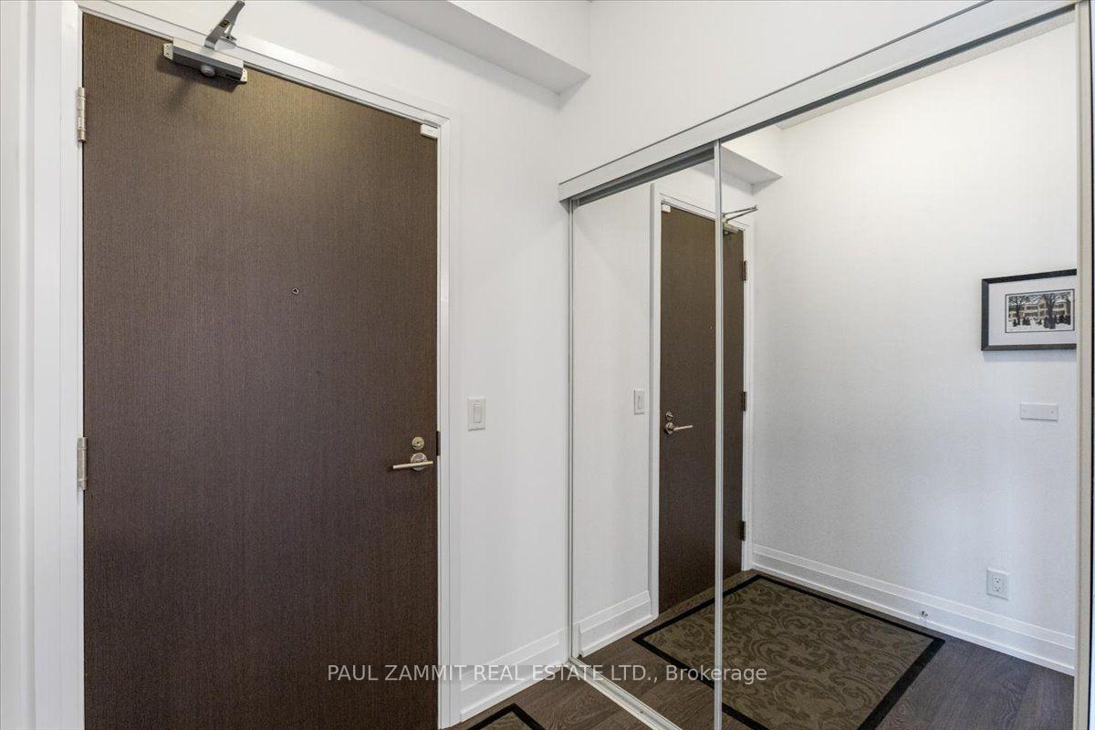 Photo 3 of Unit 203, 7890 Bathurst Street, Vaughan, Beverley Glen — HOMEH