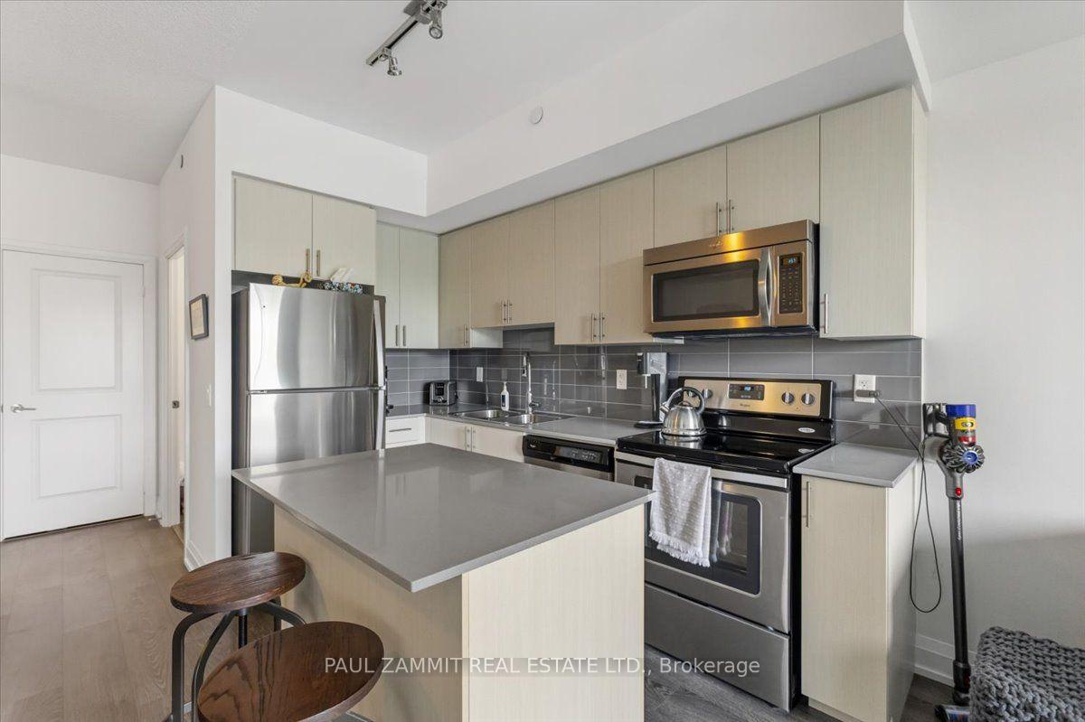 Photo 5 of Unit 203, 7890 Bathurst Street, Vaughan, Beverley Glen — HOMEH