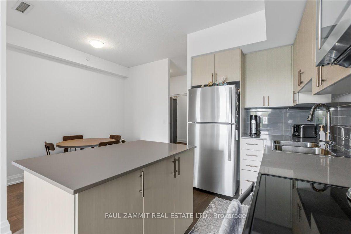 Photo 7 of Unit 203, 7890 Bathurst Street, Vaughan, Beverley Glen — HOMEH