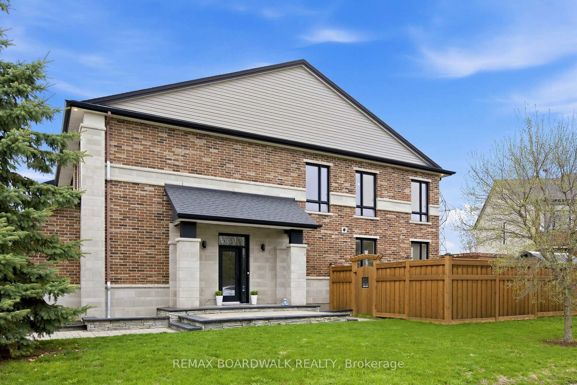 Photo 3 of 375 Cooks Mill Crescent, Ottawa, Riverside South — HOMEH