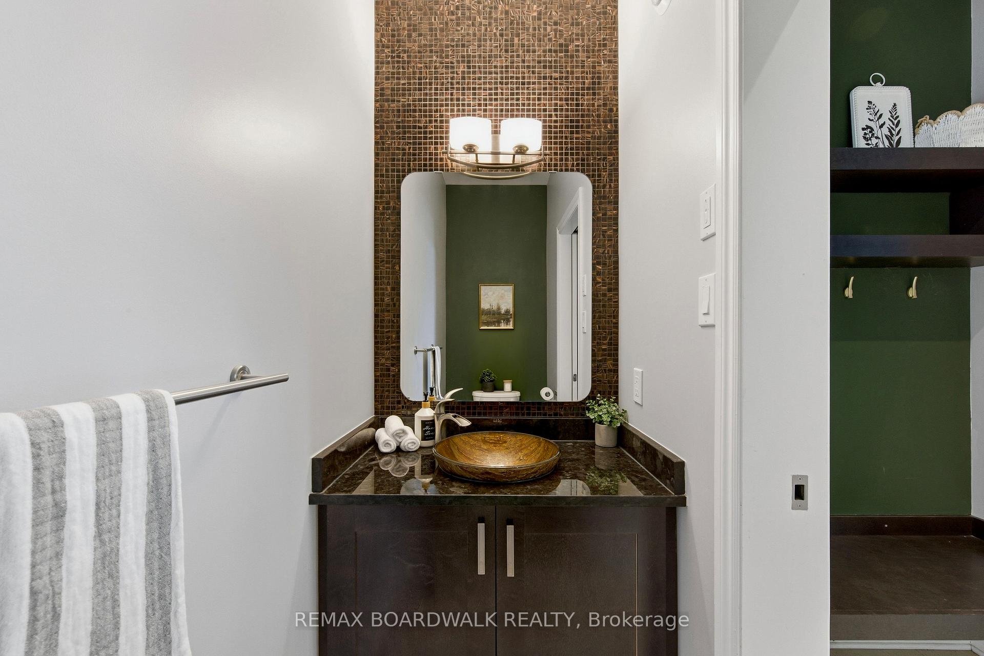 Photo 8 of 375 Cooks Mill Crescent, Ottawa, Riverside South — HOMEH