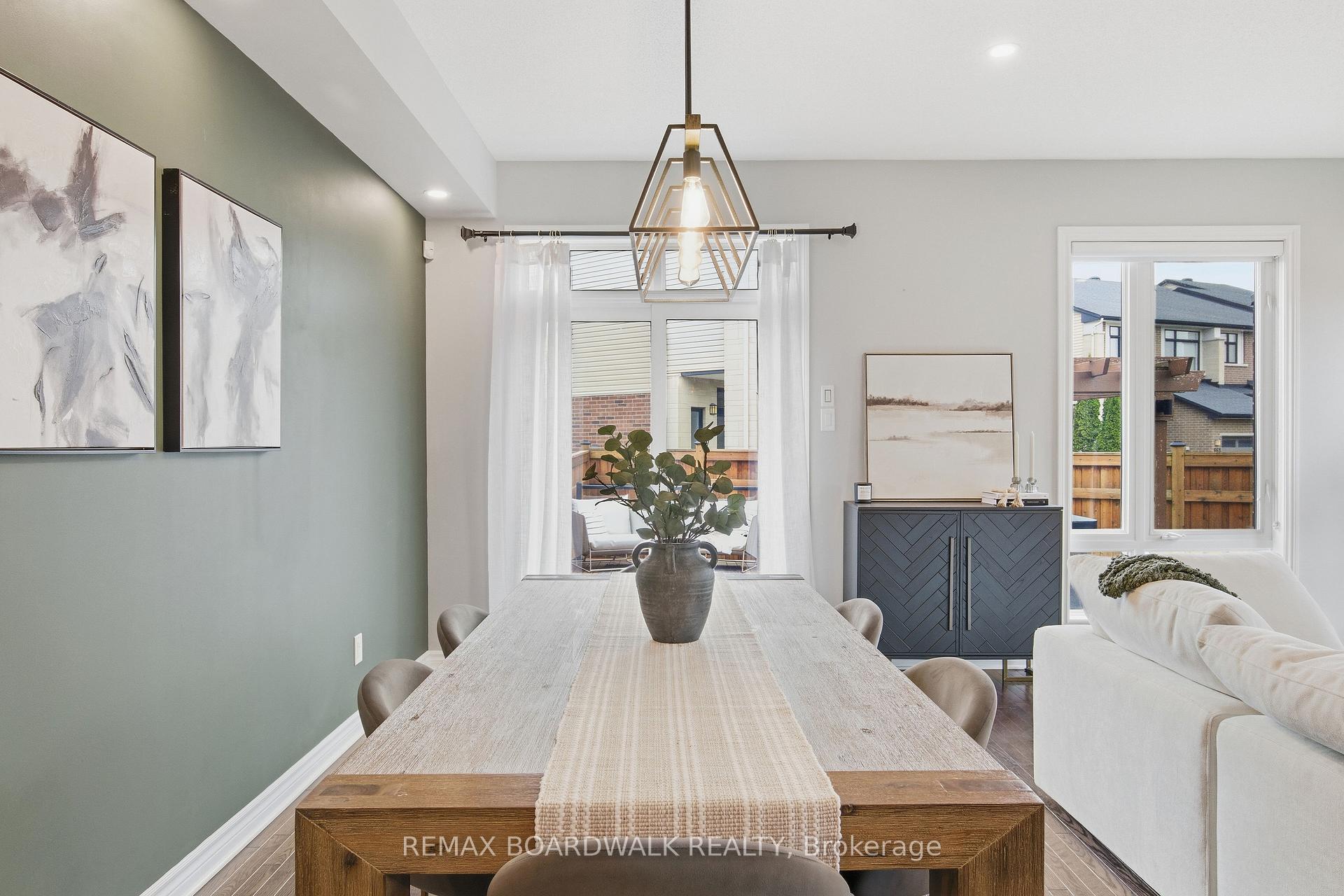 Photo 17 of 375 Cooks Mill Crescent, Ottawa, Riverside South — HOMEH
