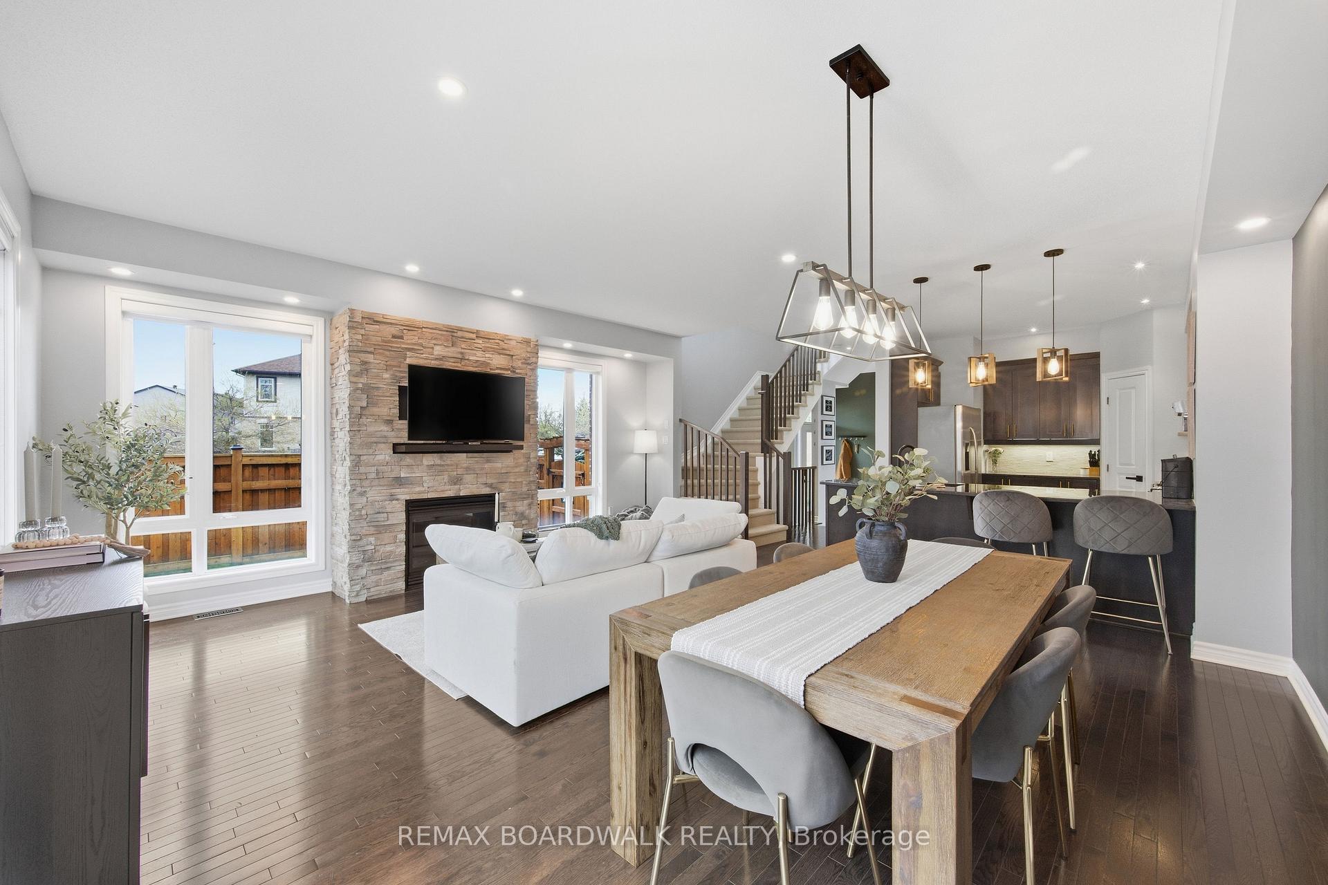 Photo 18 of 375 Cooks Mill Crescent, Ottawa, Riverside South — HOMEH