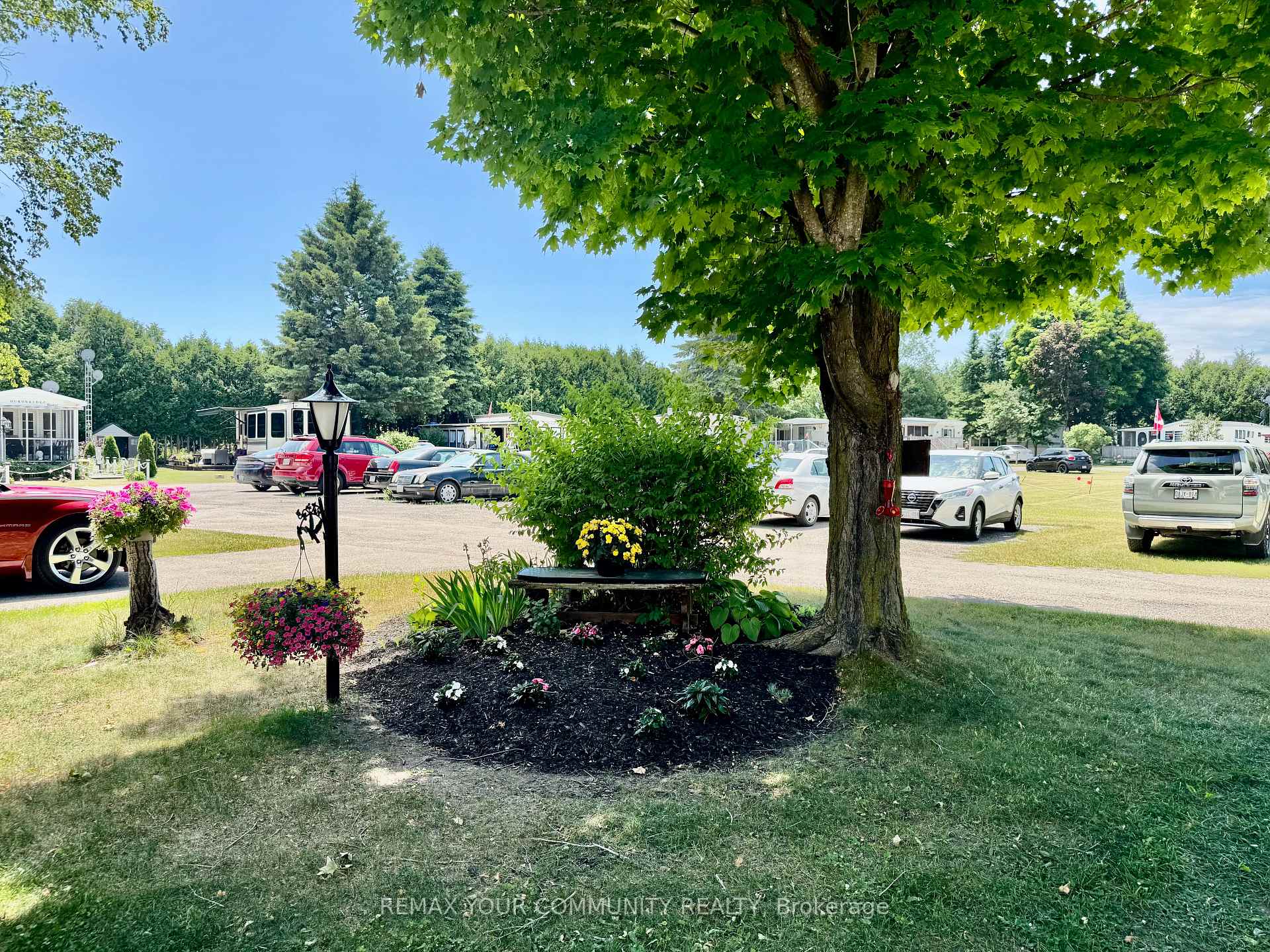 Photo 2 of Unit 324, 285 Crydermans Side Road, Georgina, Baldwin — HOMEH