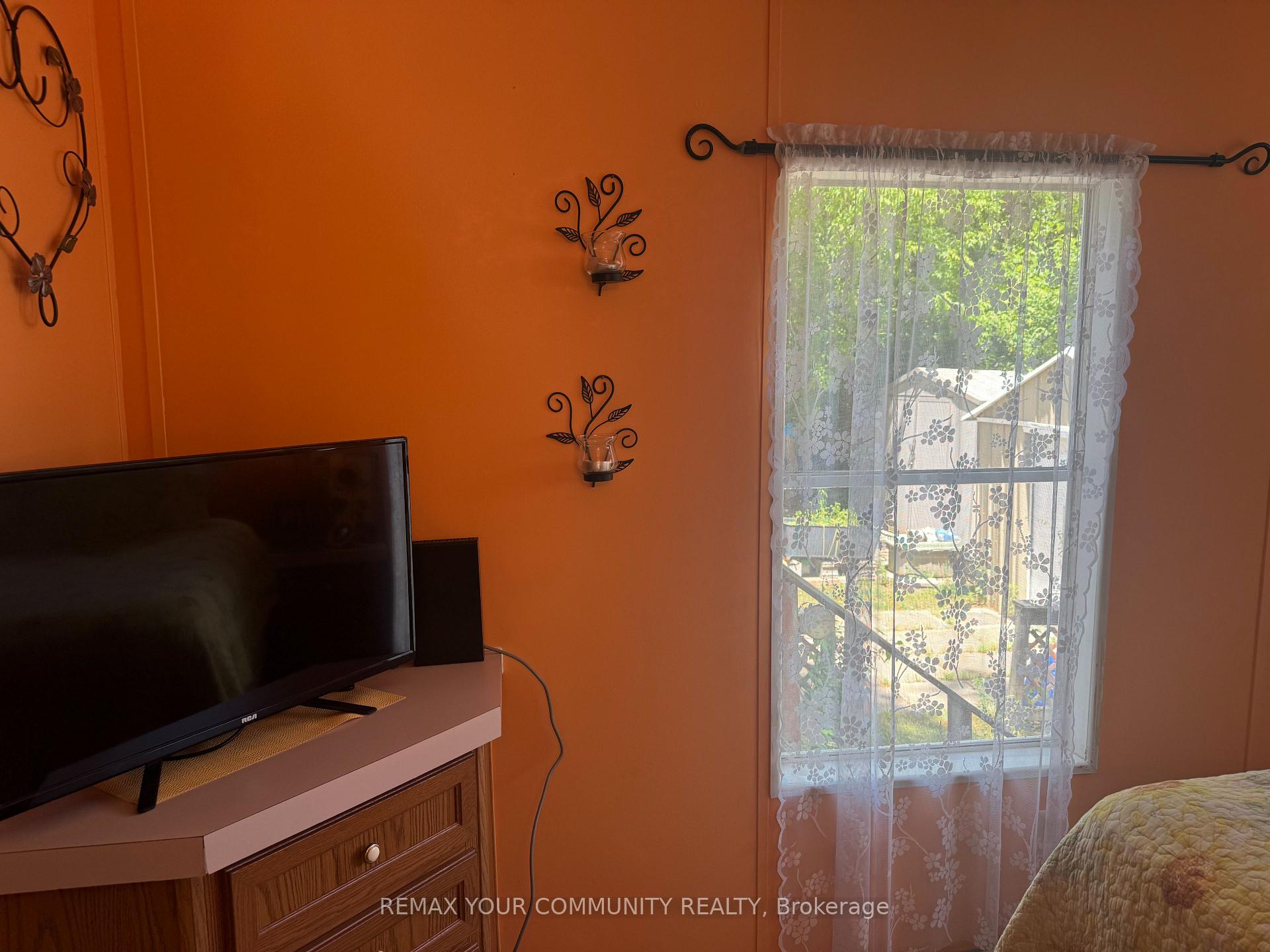 Photo 20 of Unit 324, 285 Crydermans Side Road, Georgina, Baldwin — HOMEH