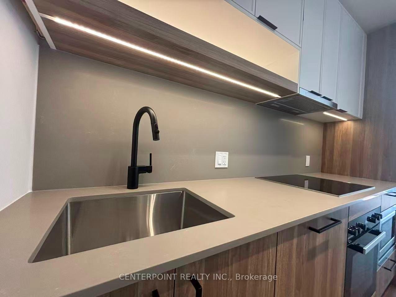 Photo 7 of Unit 836, 91 Montclair Avenue, Toronto, Forest Hill South — HOMEH