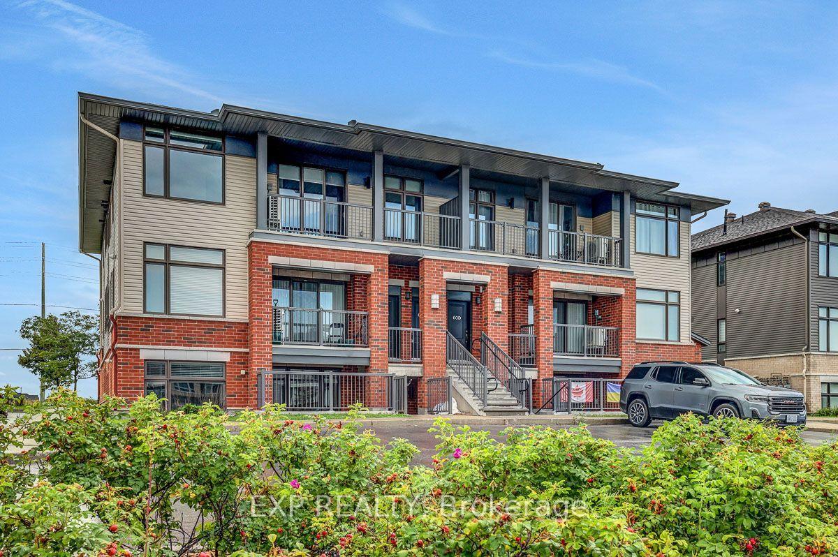 Photo 2 of Unit C, 60 Jaguar Private, Ottawa, Kanata - Emerald Meadows/Trailwest — HOMEH