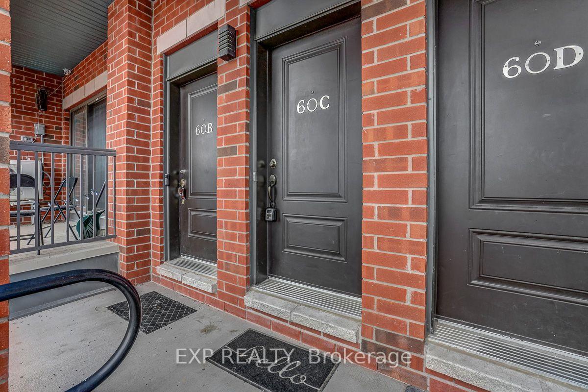 Photo 4 of Unit C, 60 Jaguar Private, Ottawa, Kanata - Emerald Meadows/Trailwest — HOMEH