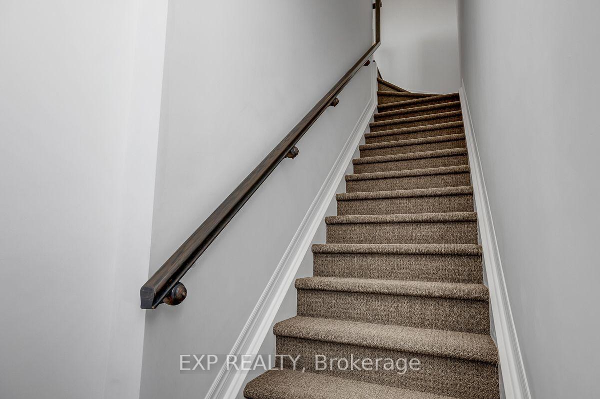 Photo 7 of Unit C, 60 Jaguar Private, Ottawa, Kanata - Emerald Meadows/Trailwest — HOMEH