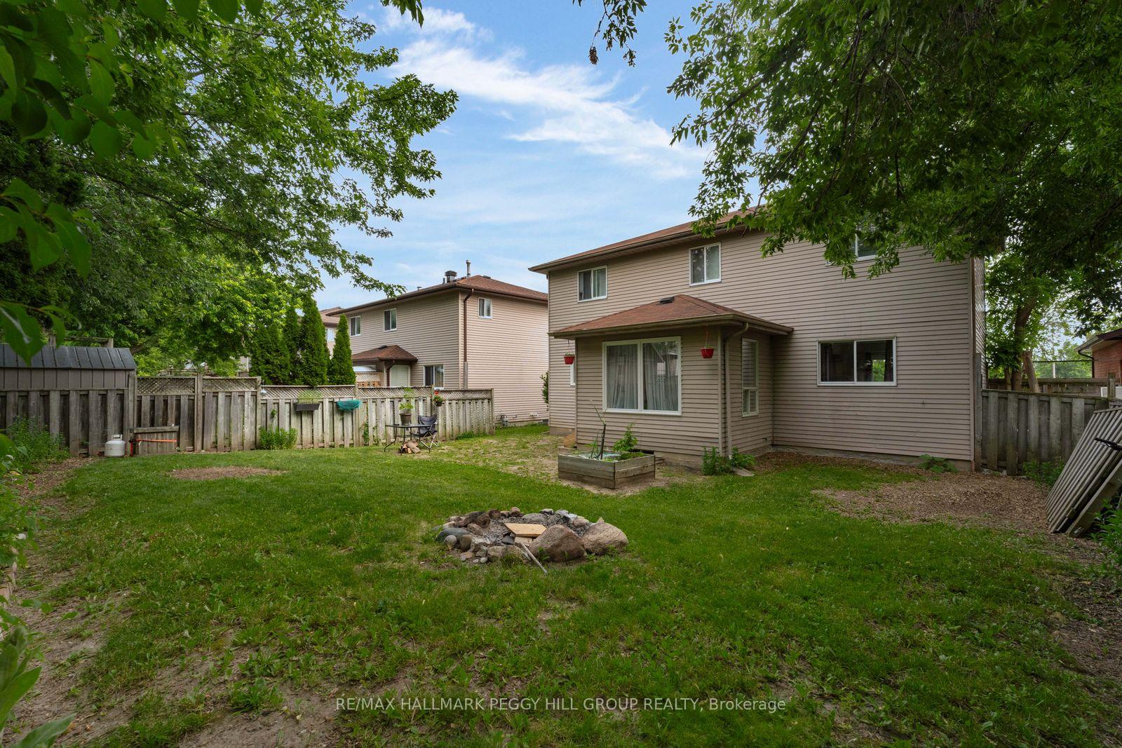 Photo 19 of 468 Grove Street E, Barrie, Grove East — HOMEH