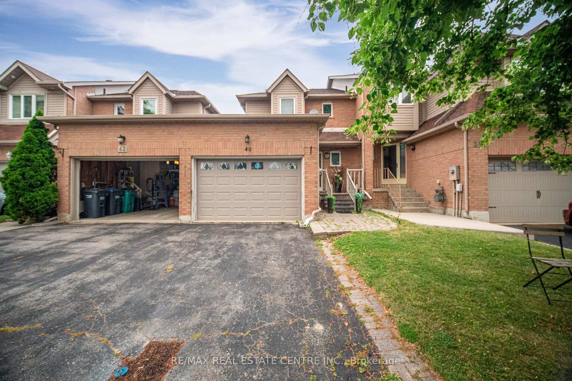 Photo 1 of 40 Langdale Crescent, Brampton, Fletcher's West — HOMEH