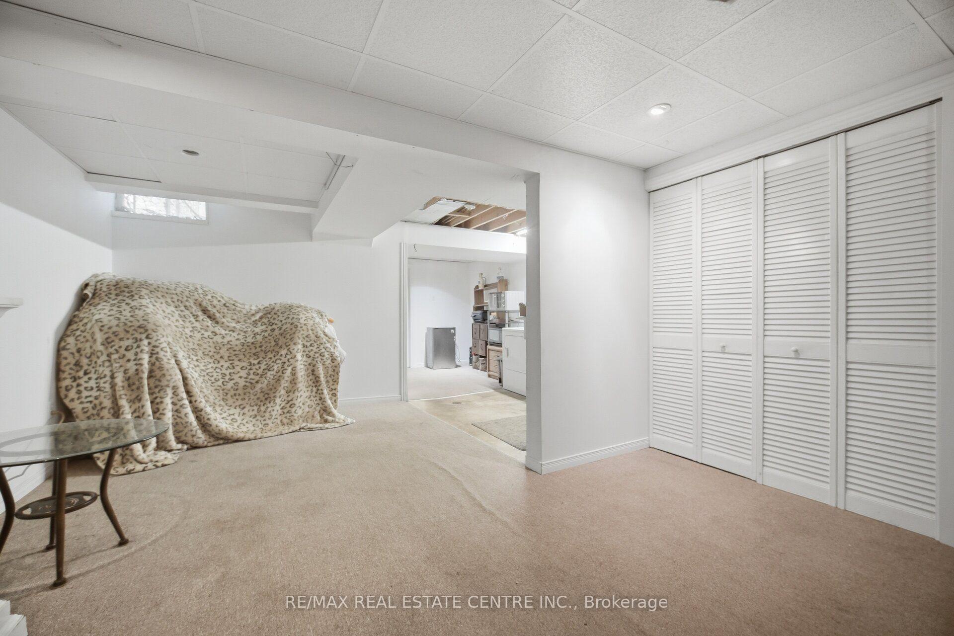 Photo 41 of 40 Langdale Crescent, Brampton, Fletcher's West — HOMEH