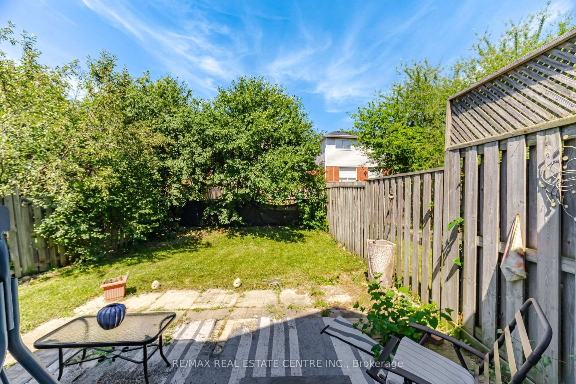Photo 45 of 40 Langdale Crescent, Brampton, Fletcher's West — HOMEH