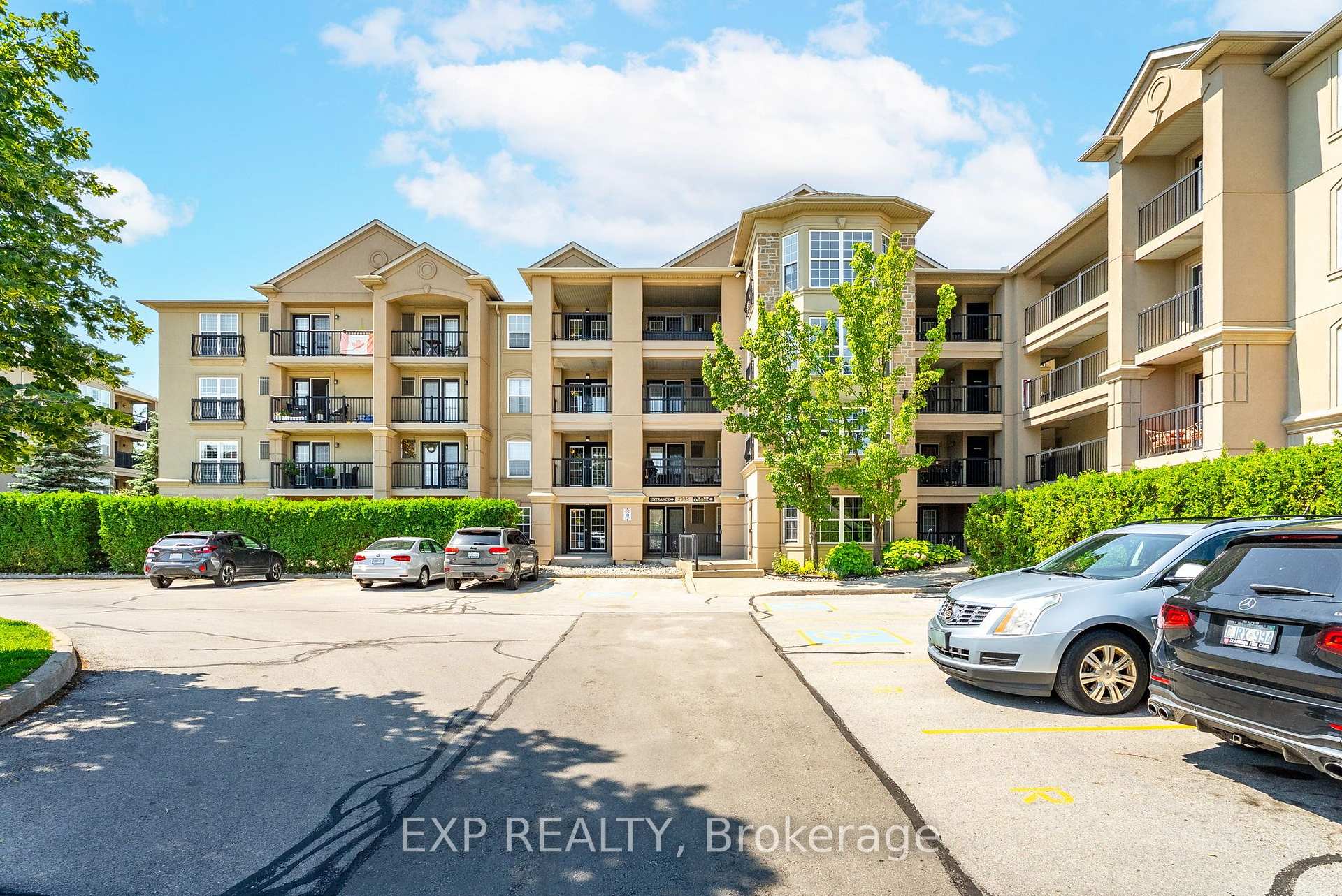 Photo 3 of Unit 214, 2035 Appleby Line, Burlington, Uptown — HOMEH