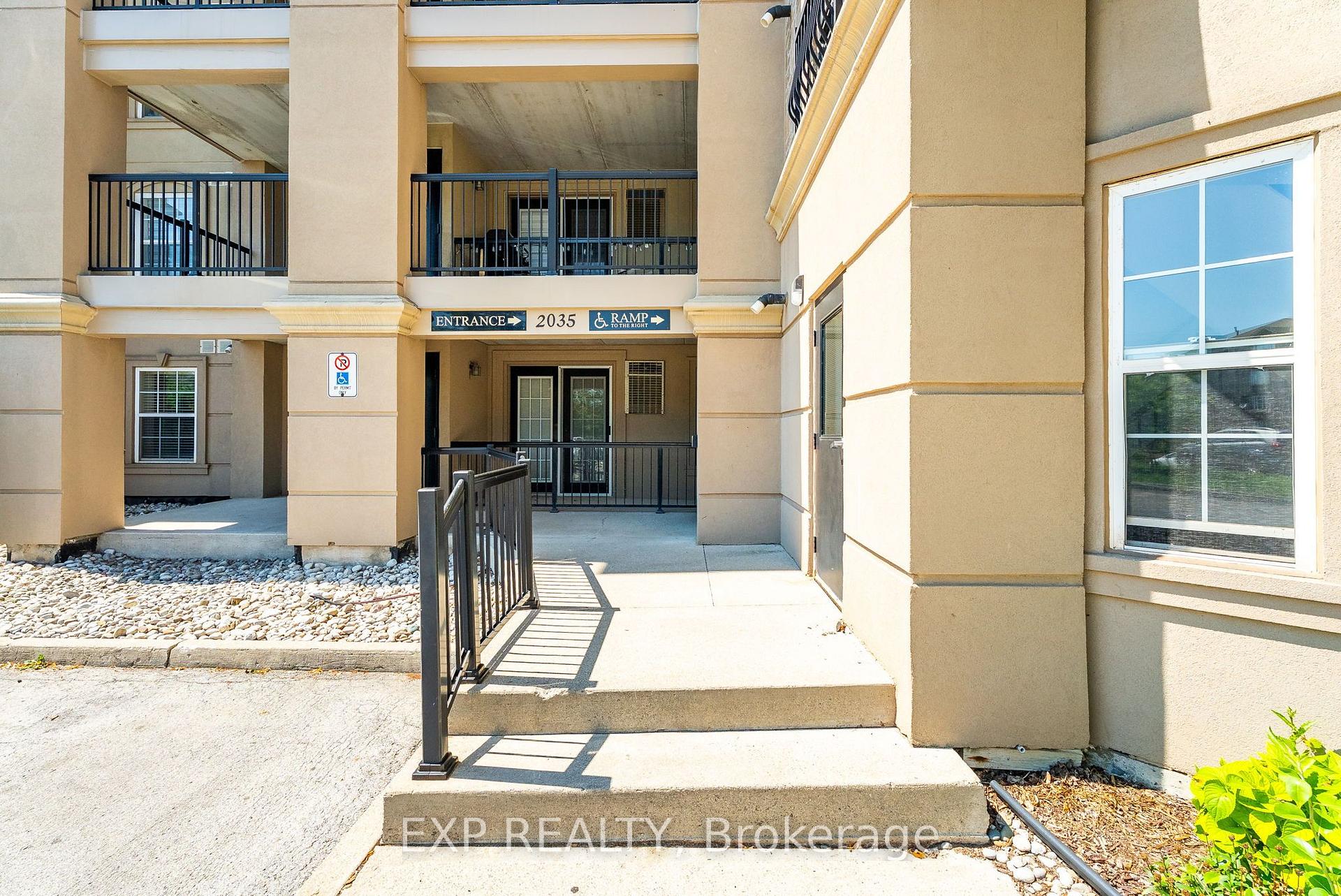 Photo 10 of Unit 214, 2035 Appleby Line, Burlington, Uptown — HOMEH