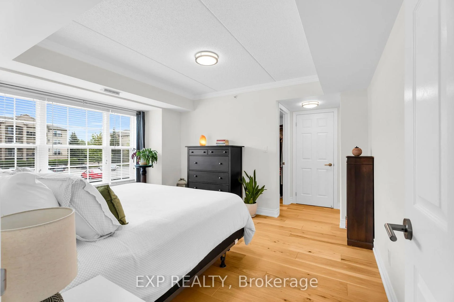 Photo 35 of Unit 214, 2035 Appleby Line, Burlington, Uptown — HOMEH