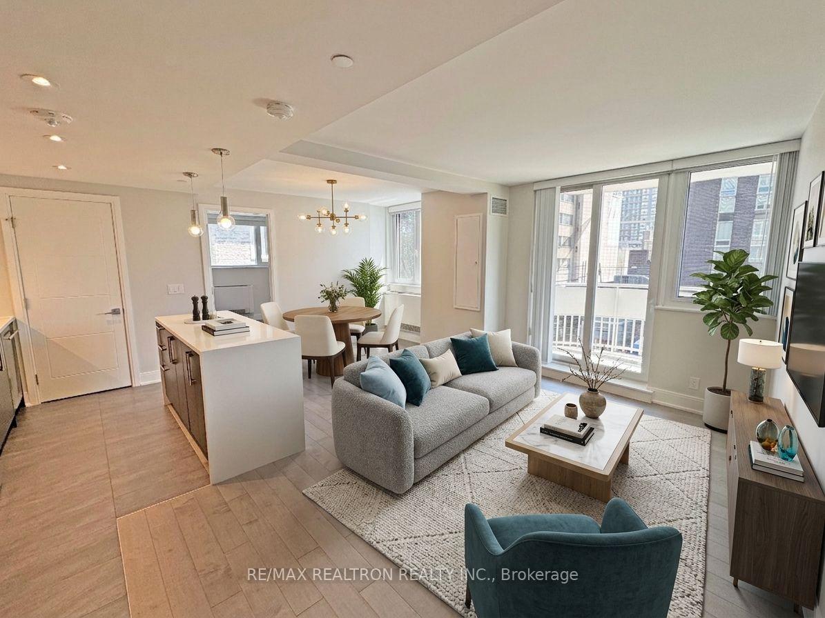 Photo 2 of Unit 301, 11 Walmer Road, Toronto, The Annex — HOMEH