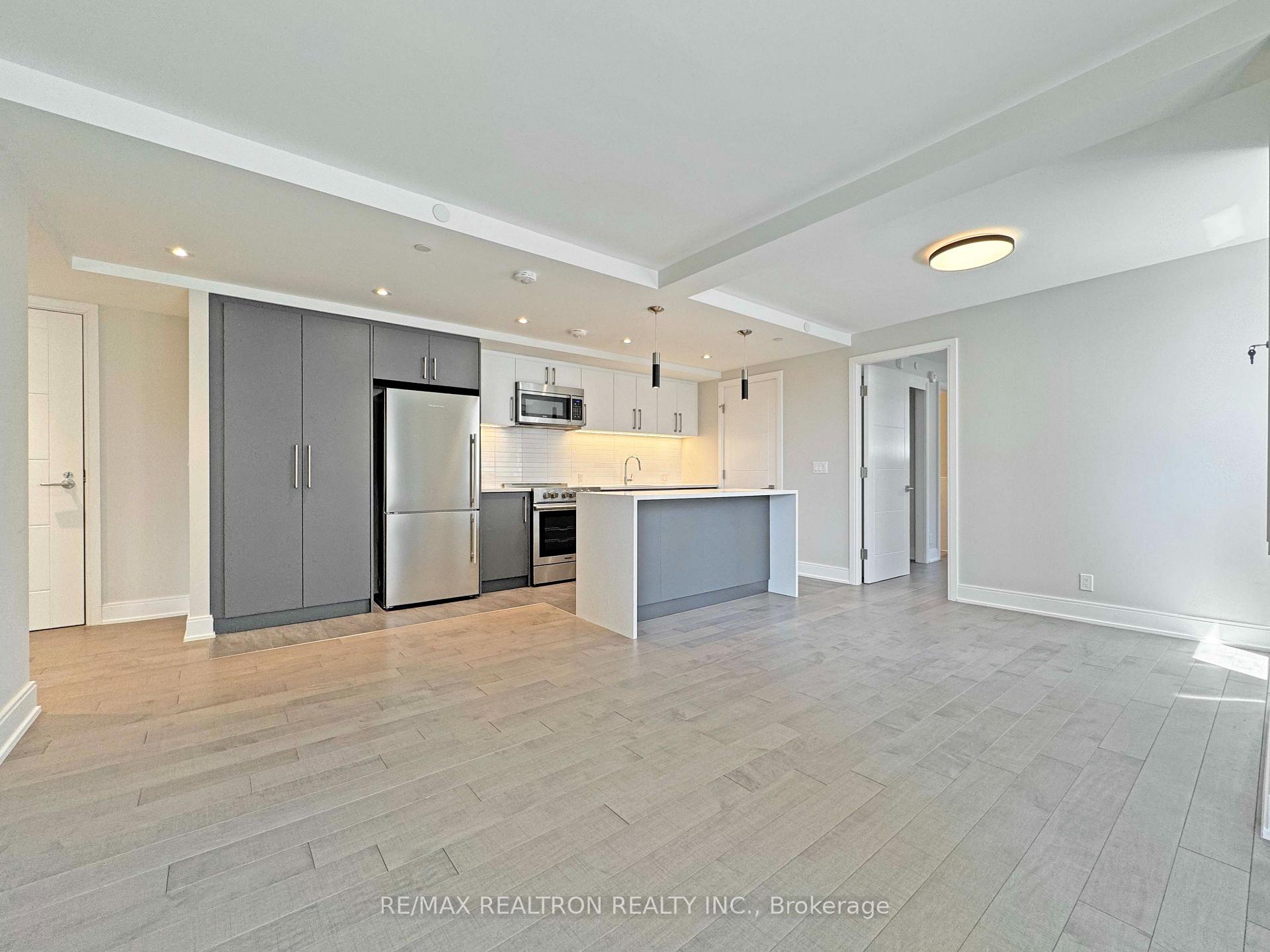 Photo 11 of Unit 301, 11 Walmer Road, Toronto, The Annex — HOMEH