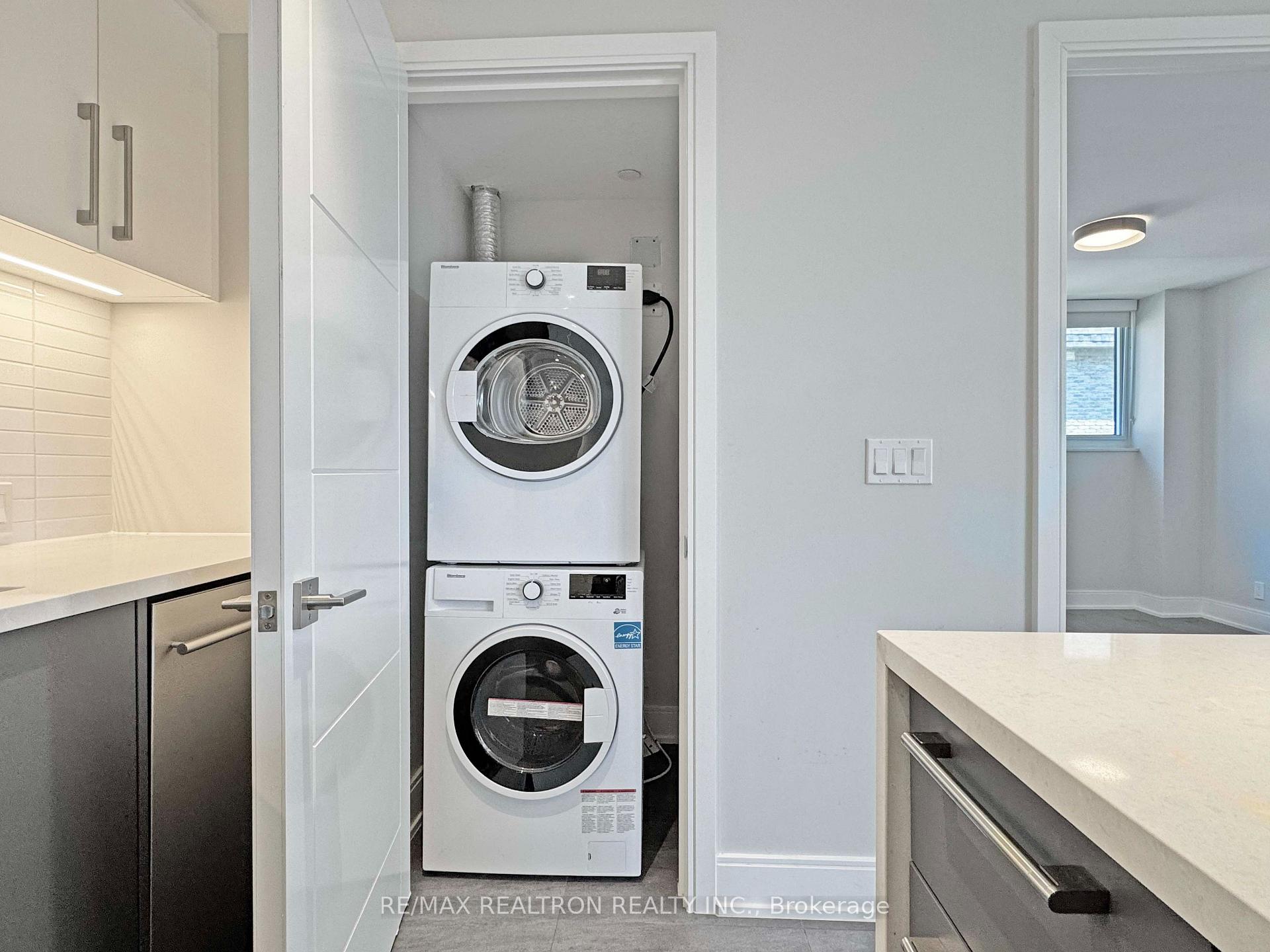 Photo 15 of Unit 301, 11 Walmer Road, Toronto, The Annex — HOMEH