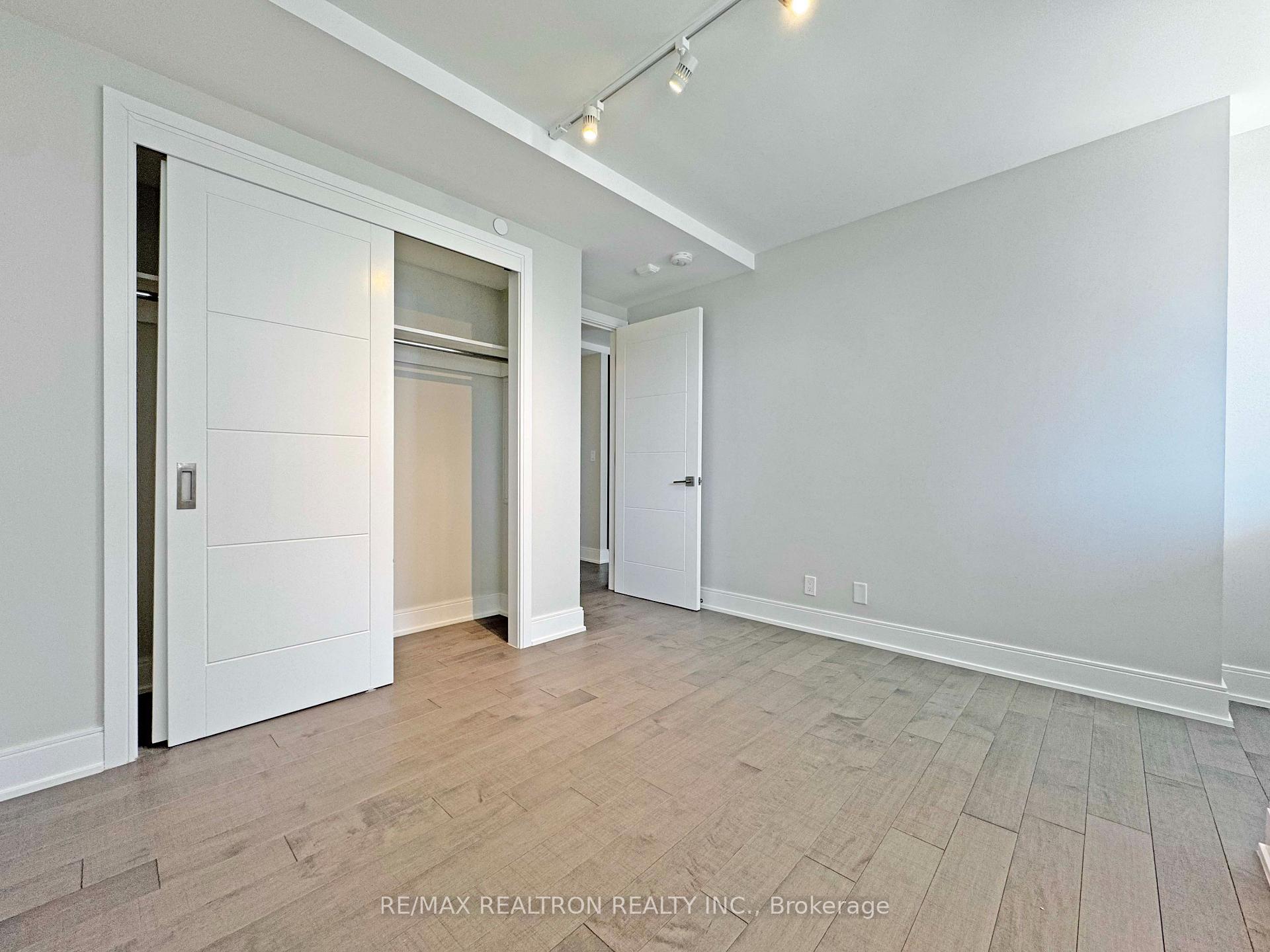Photo 25 of Unit 301, 11 Walmer Road, Toronto, The Annex — HOMEH