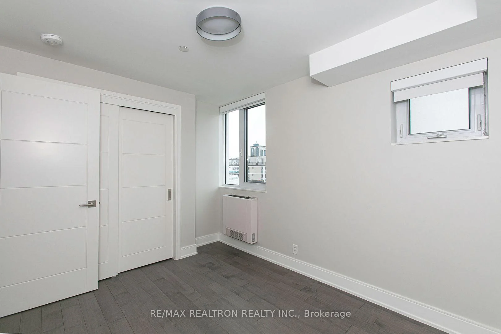Photo 7 of Unit 301, 11 Walmer Road, Toronto, The Annex — HOMEH