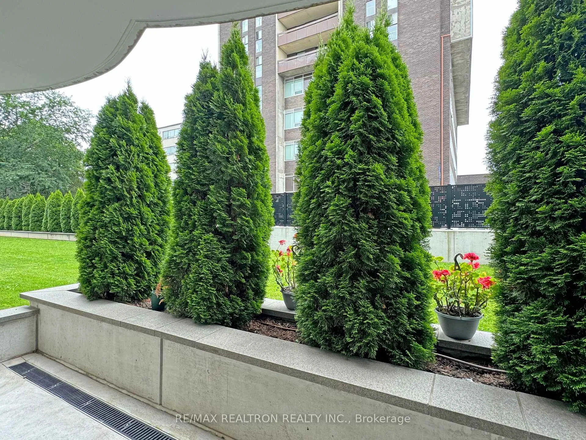 Photo 24 of Unit 301, 11 Walmer Road, Toronto, The Annex — HOMEH