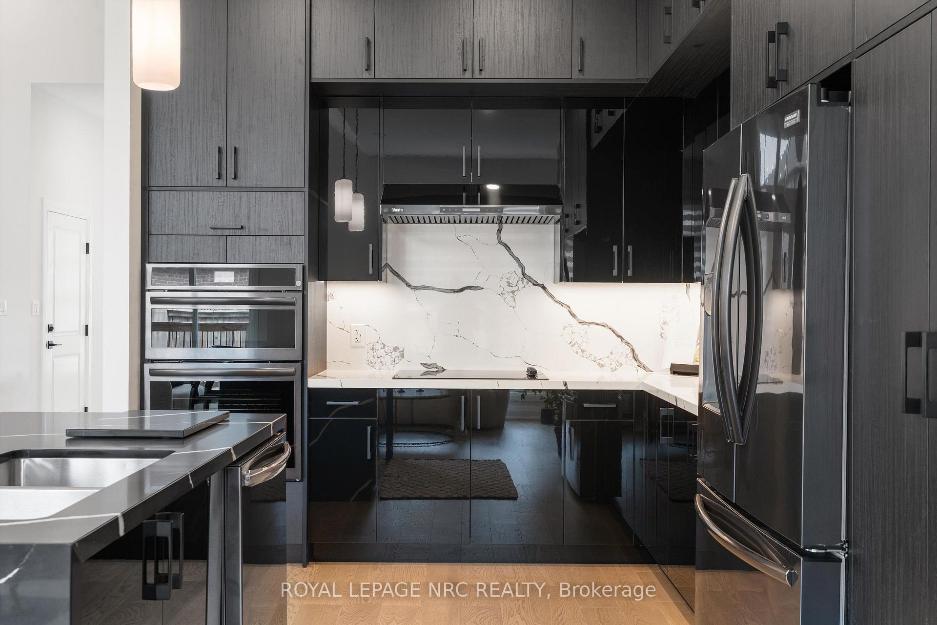 Photo 8 of 11 Primrose Street, Pelham, Fonthill — HOMEH