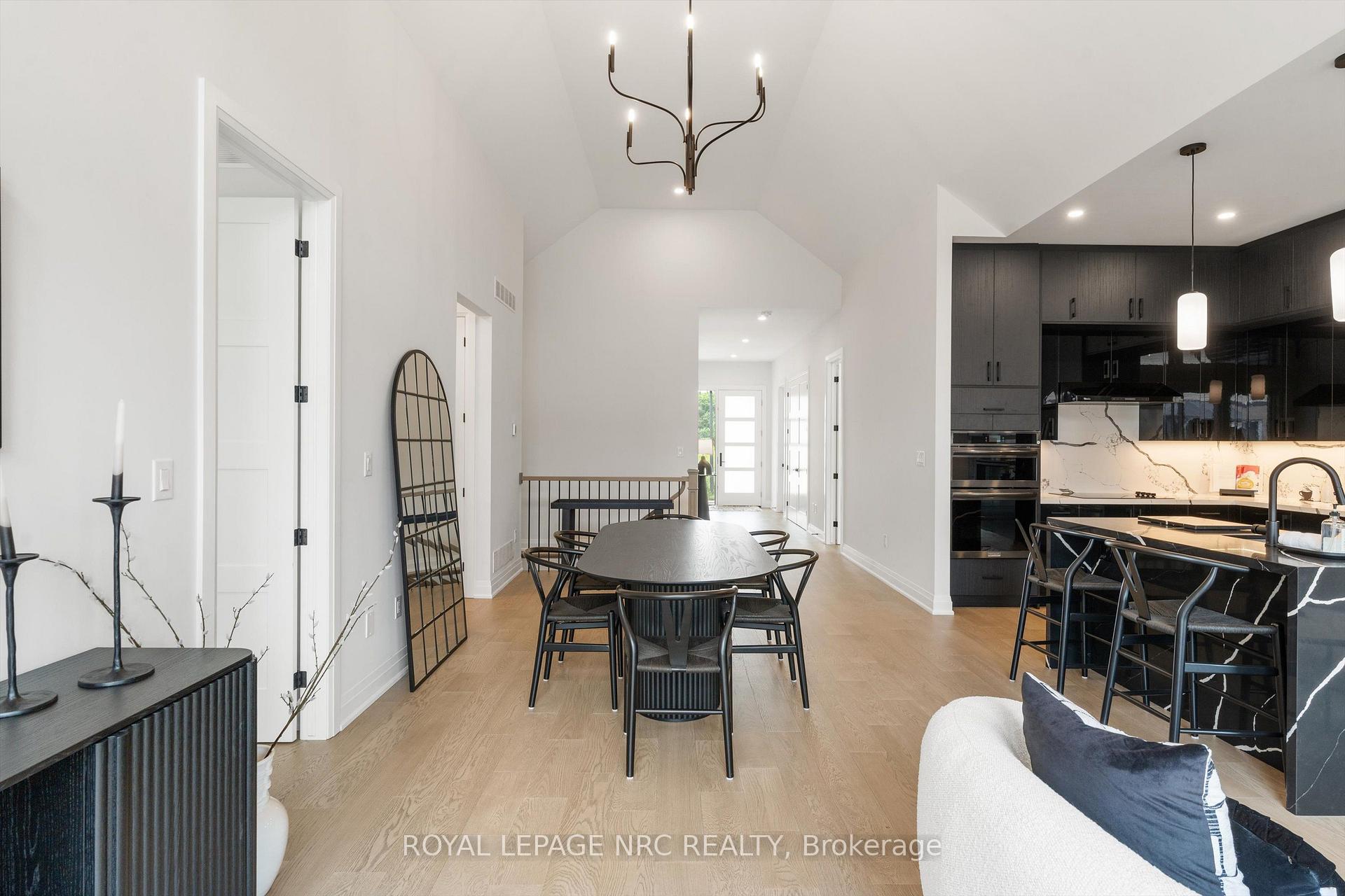 Photo 10 of 11 Primrose Street, Pelham, Fonthill — HOMEH