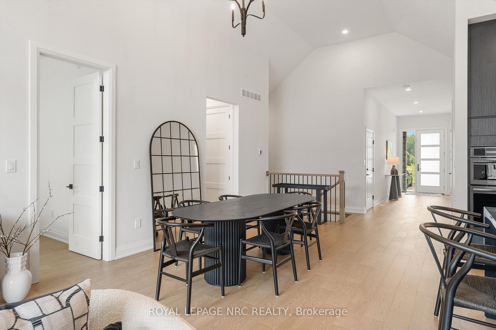 Photo 11 of 11 Primrose Street, Pelham, Fonthill — HOMEH