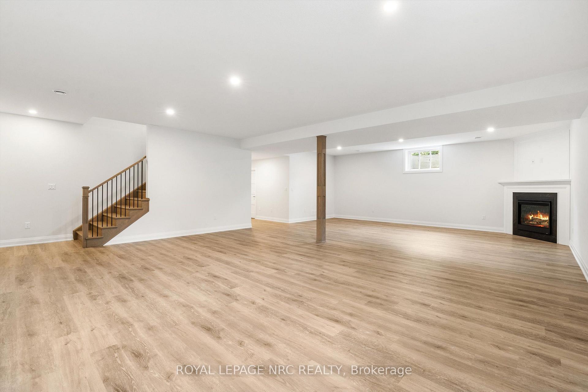 Photo 27 of 11 Primrose Street, Pelham, Fonthill — HOMEH