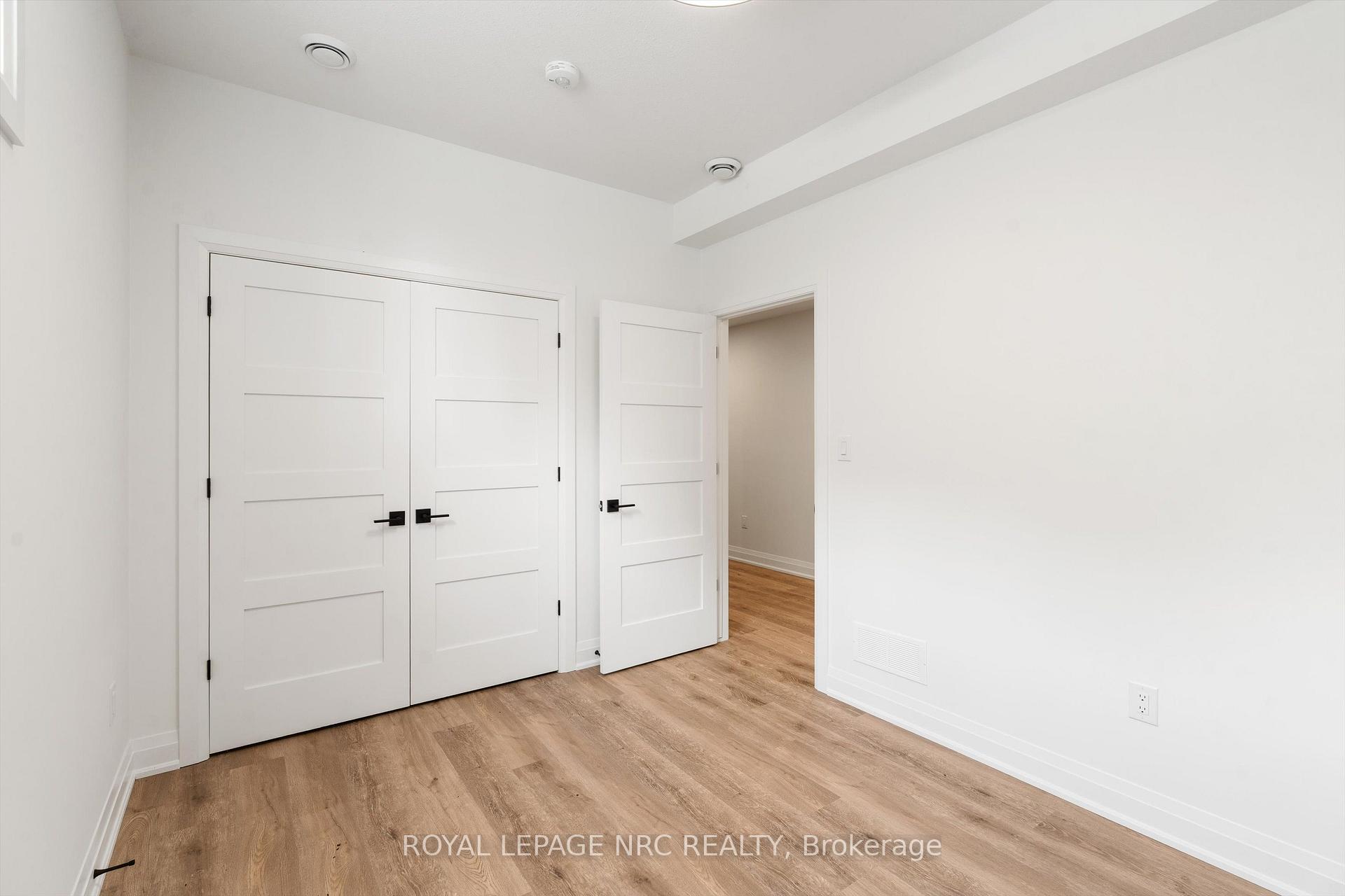 Photo 33 of 11 Primrose Street, Pelham, Fonthill — HOMEH