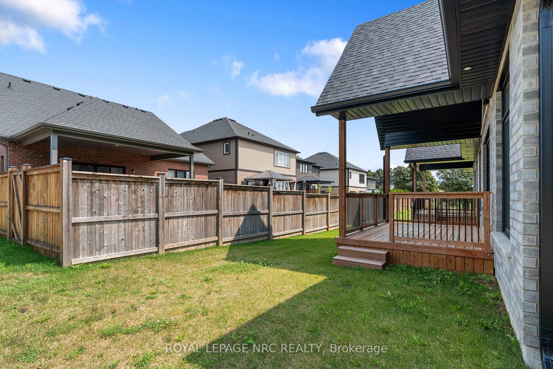 Photo 34 of 11 Primrose Street, Pelham, Fonthill — HOMEH
