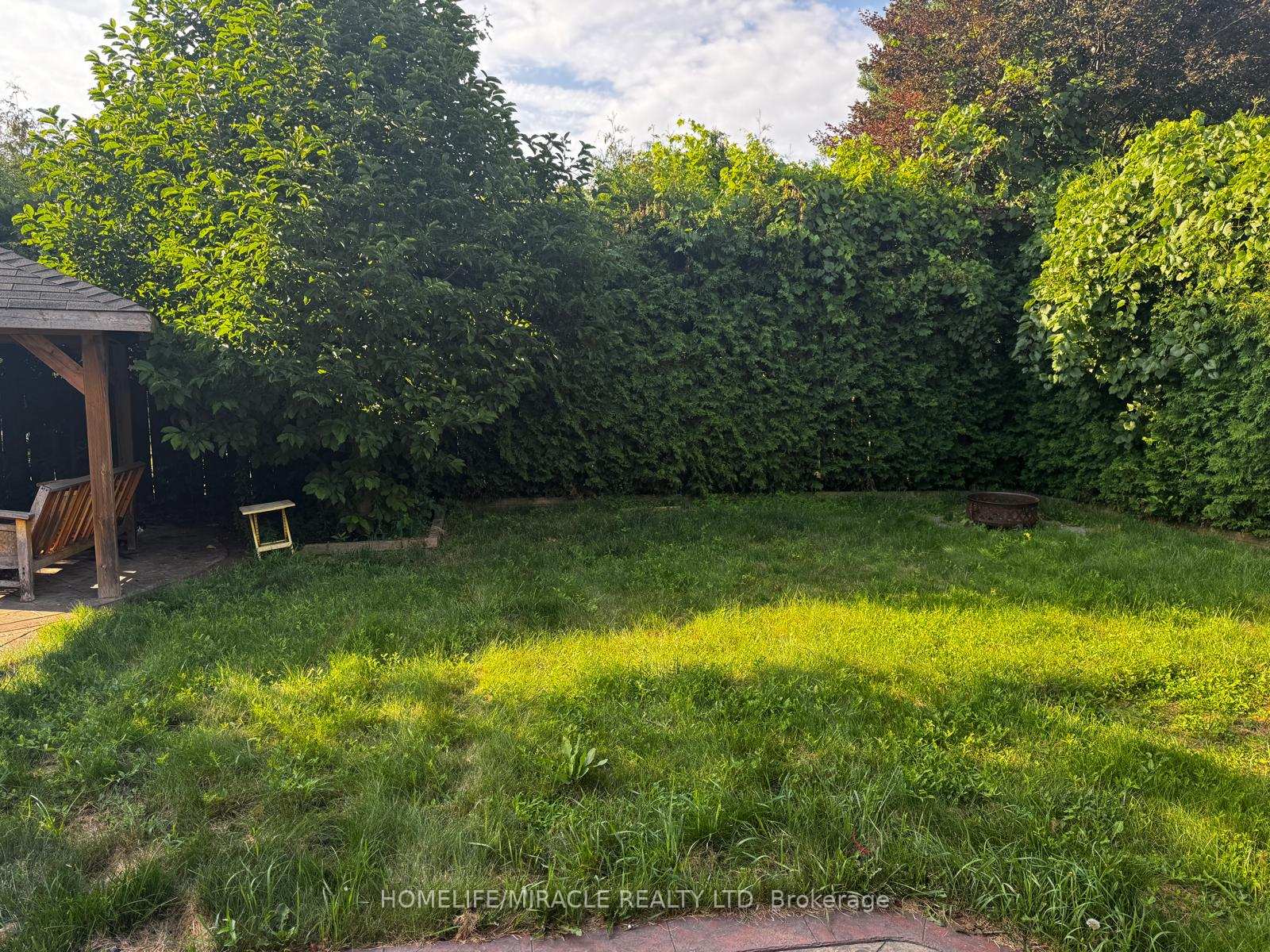 Photo 18 of 920 Willowdale Avenue, Oshawa, Donevan — HOMEH