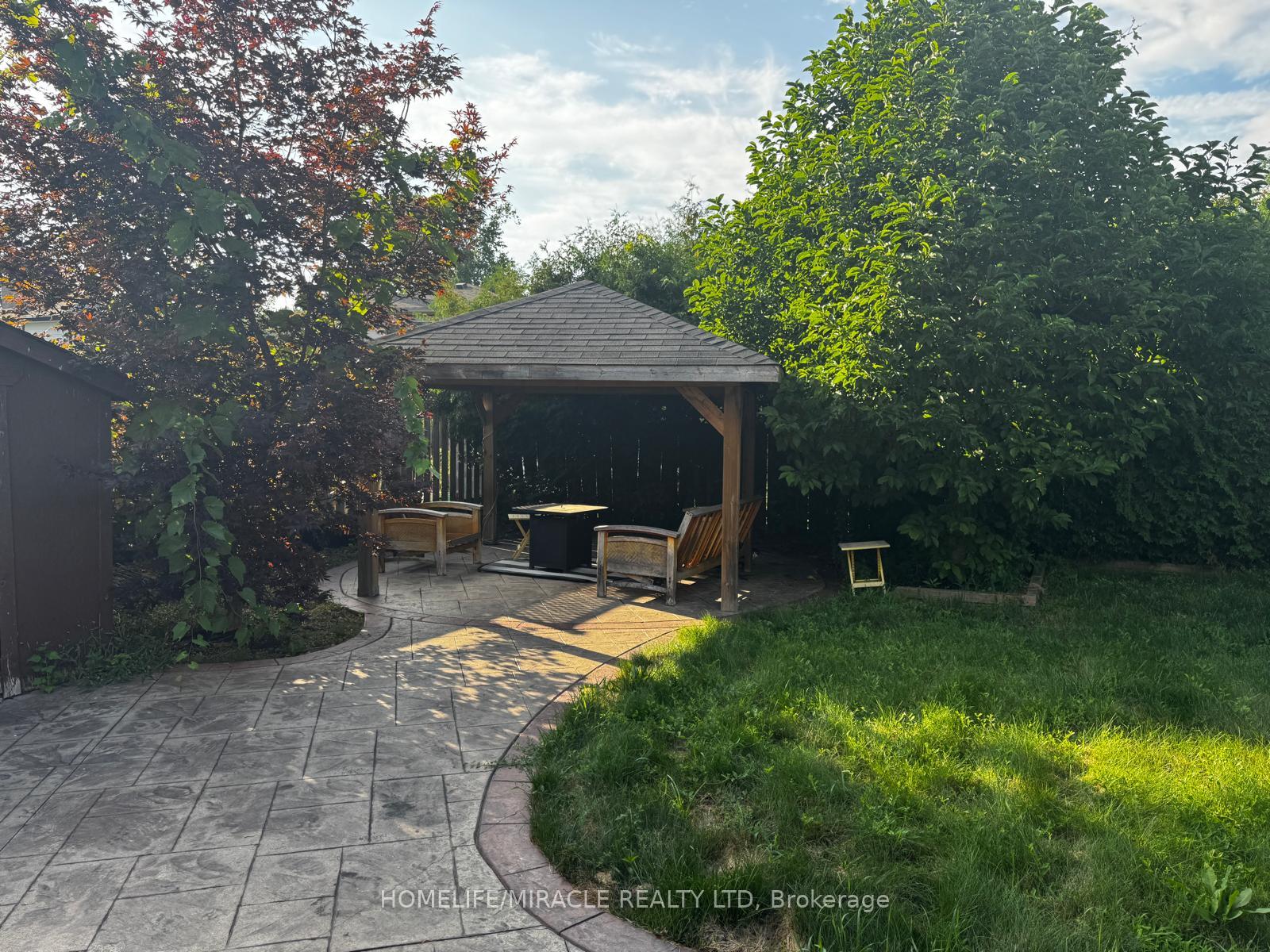 Photo 19 of 920 Willowdale Avenue, Oshawa, Donevan — HOMEH