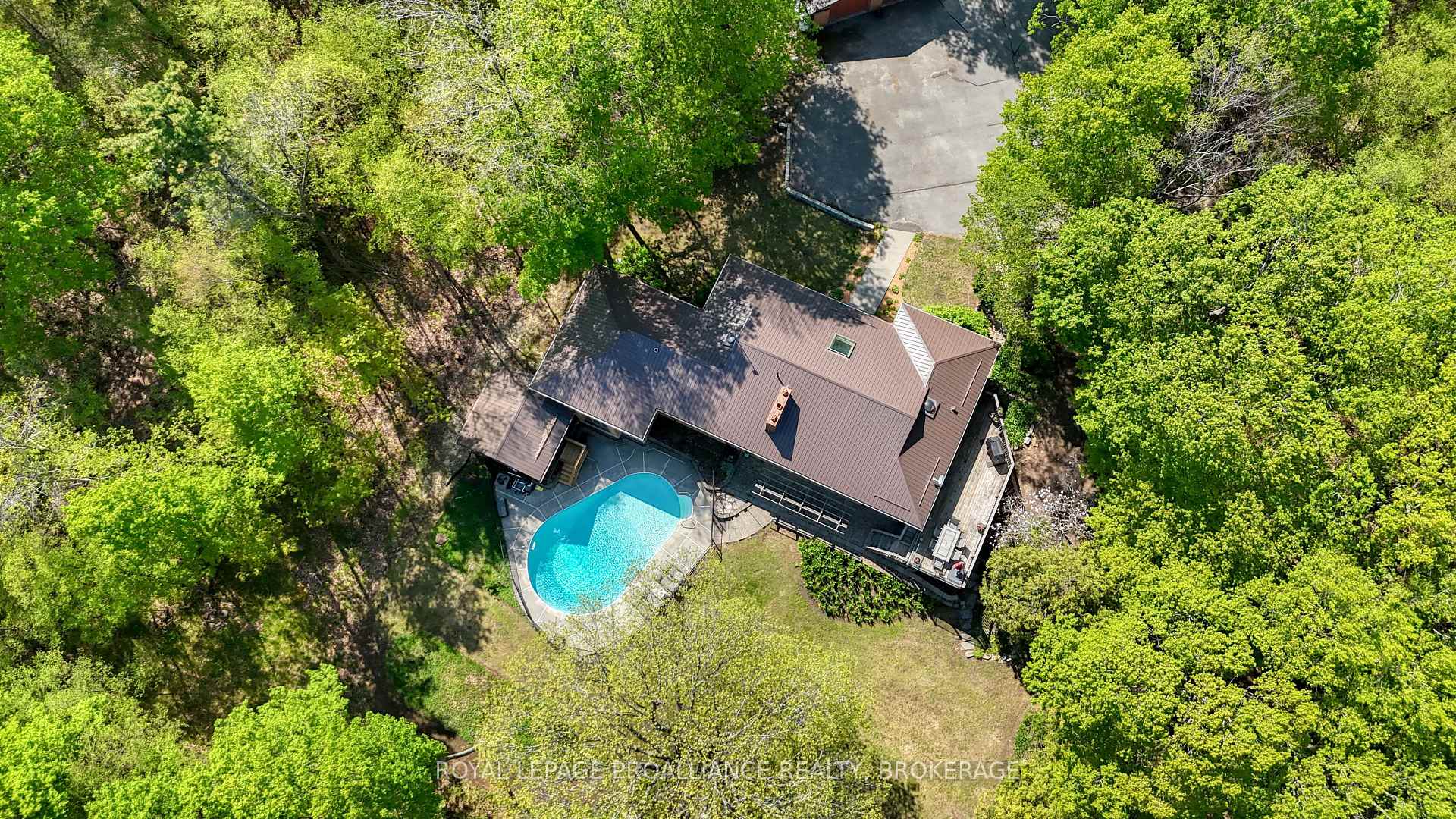 Photo 4 of 4362 Sills Bay Road, Frontenac, Frontenac South — HOMEH