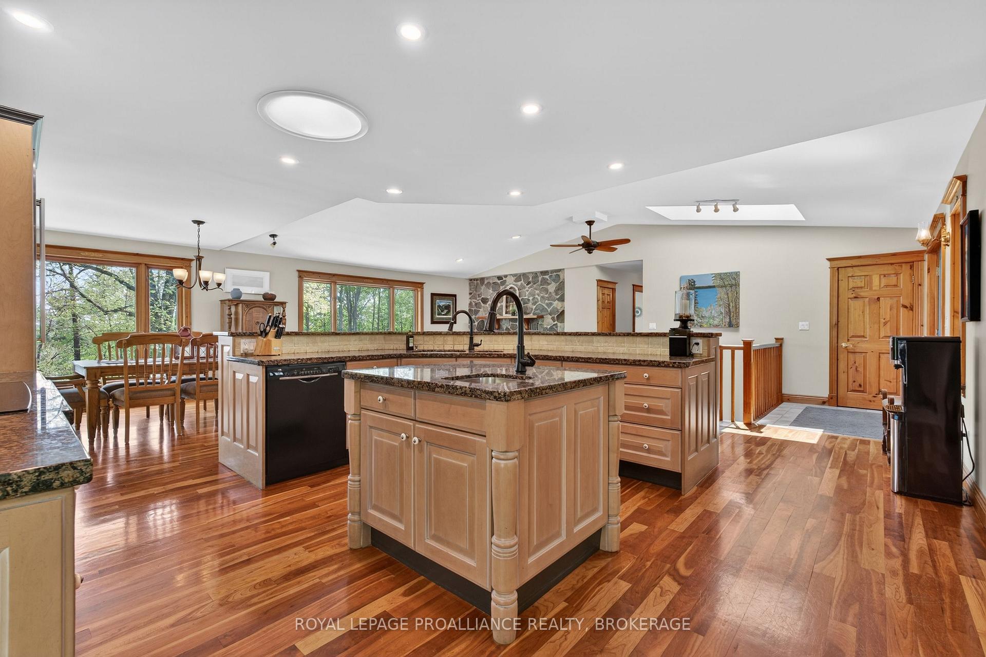 Photo 10 of 4362 Sills Bay Road, Frontenac, Frontenac South — HOMEH