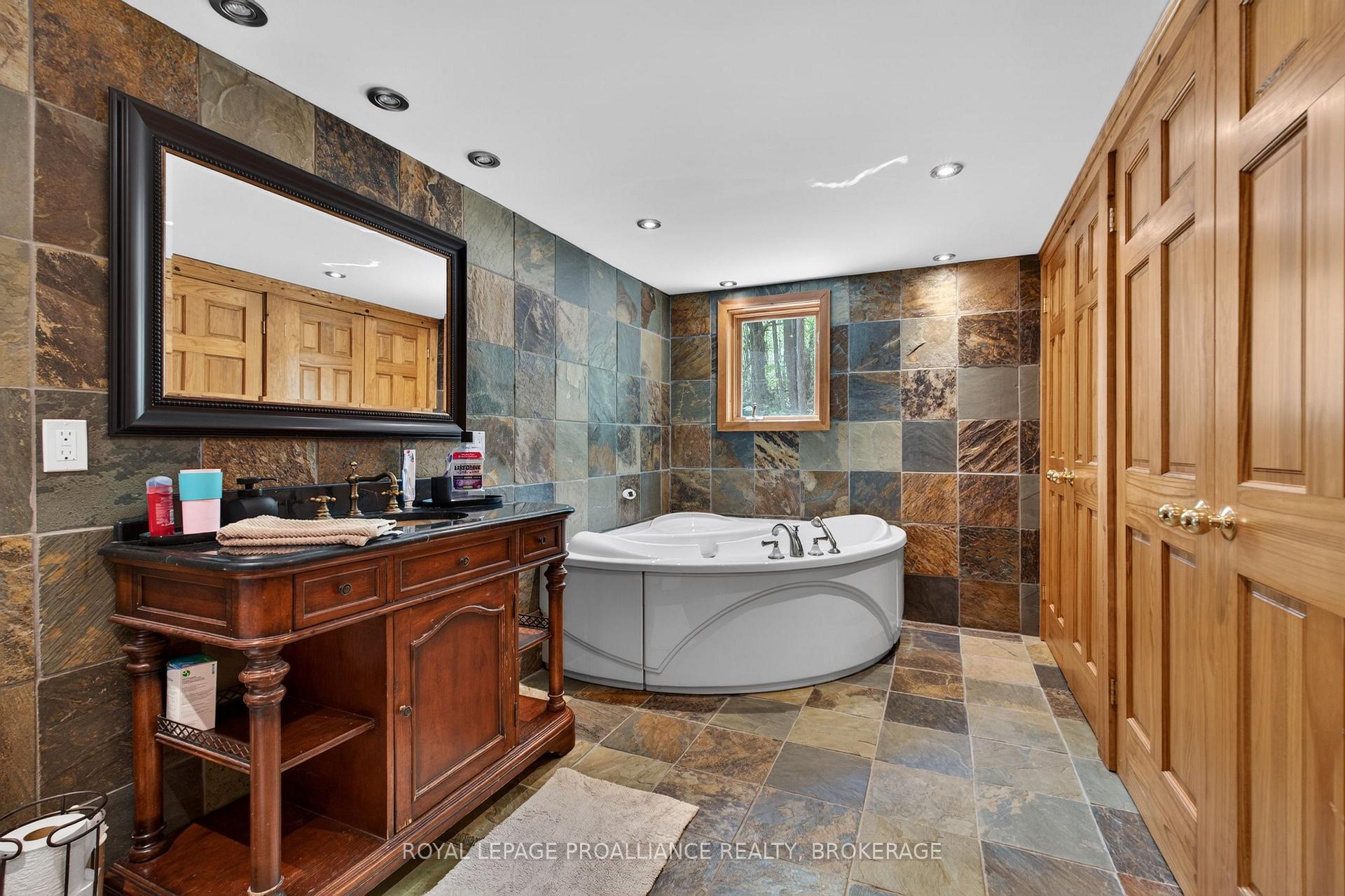 Photo 21 of 4362 Sills Bay Road, Frontenac, Frontenac South — HOMEH