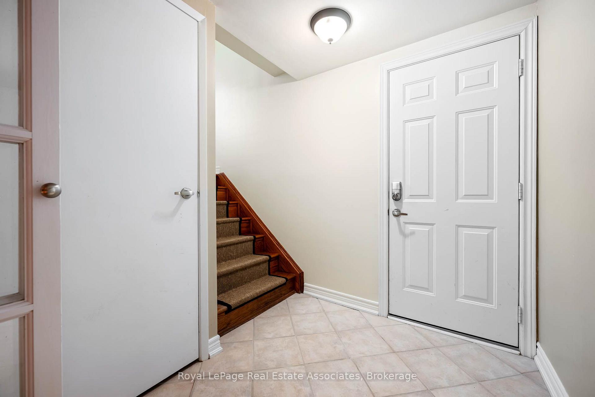 Photo 28 of 11 Berry Street, Halton Hills, Acton — HOMEH